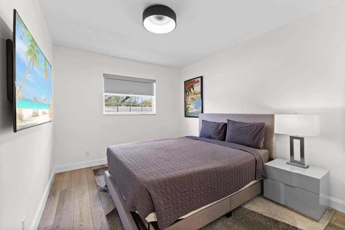 CASCADES TOWNHOMES CONDO - Residential Lease