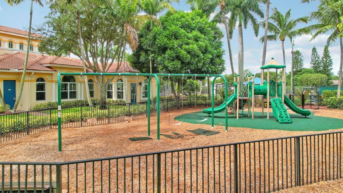 QUANTUM PARK TOWNHOMES - Residential