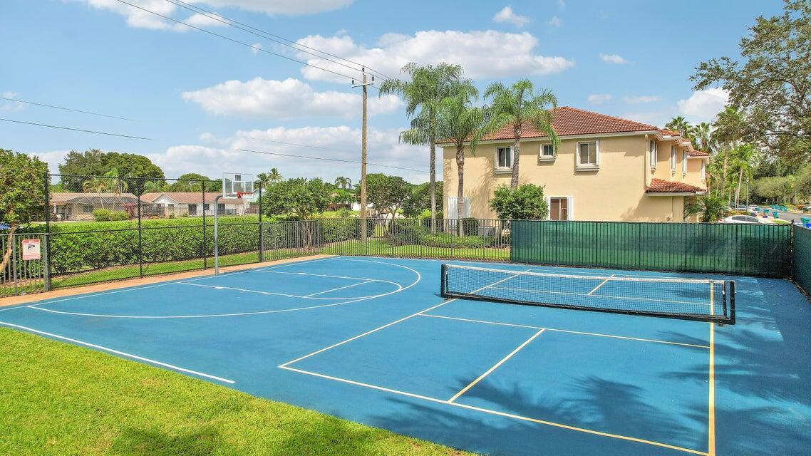 QUANTUM PARK TOWNHOMES - Residential