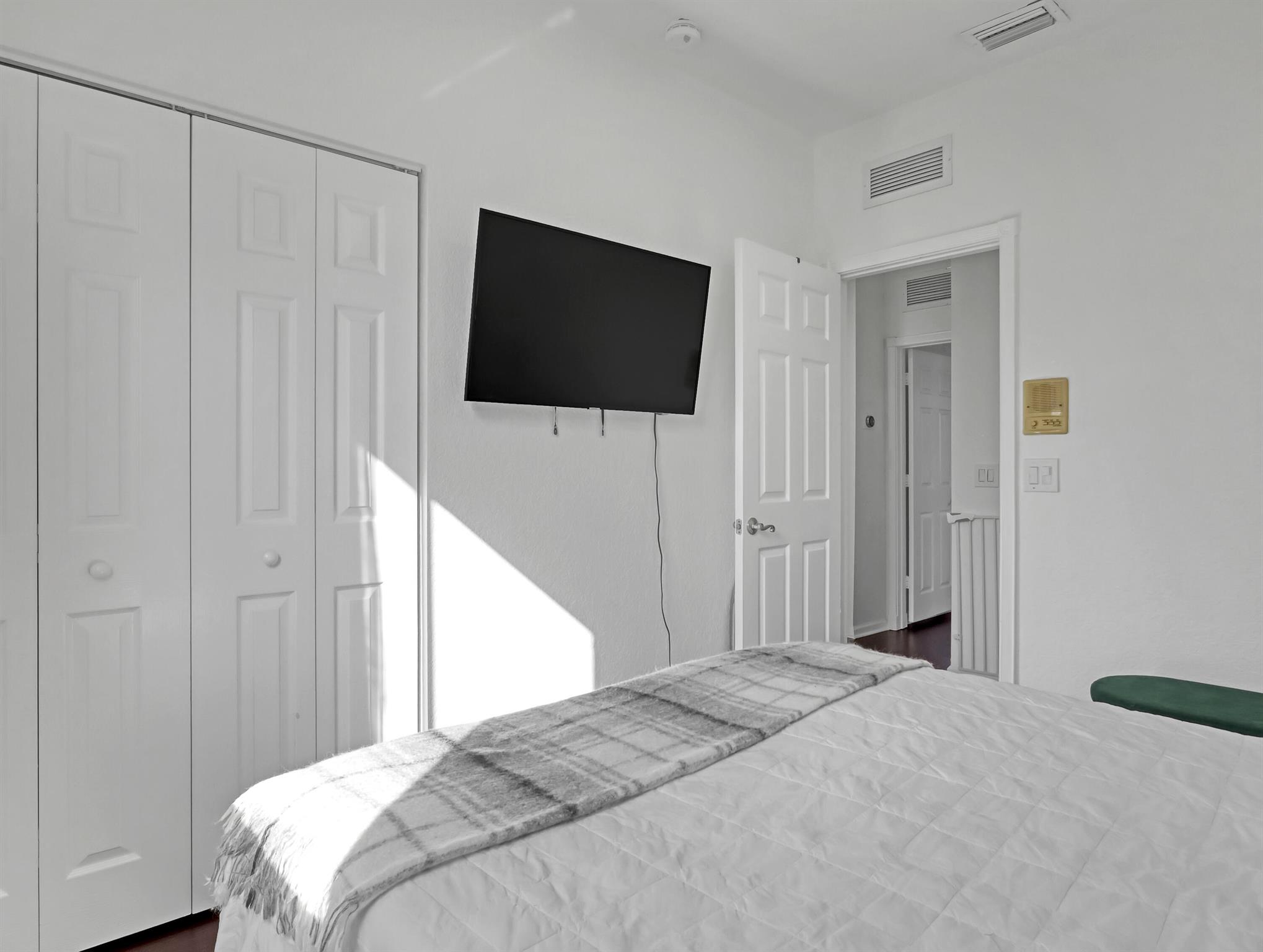 QUANTUM PARK TOWNHOMES - Residential