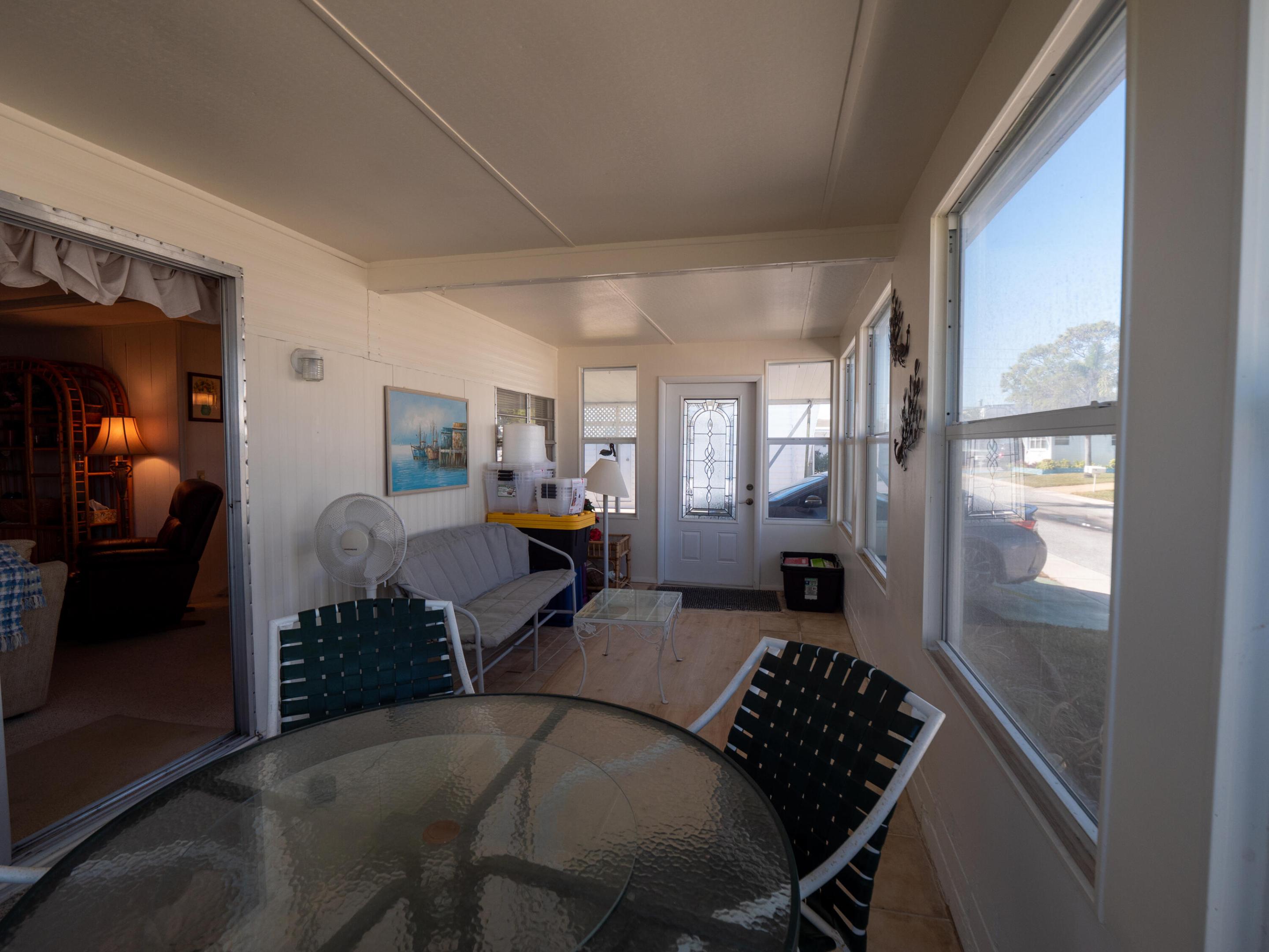 HIDDEN HARBOUR CONDO - Residential