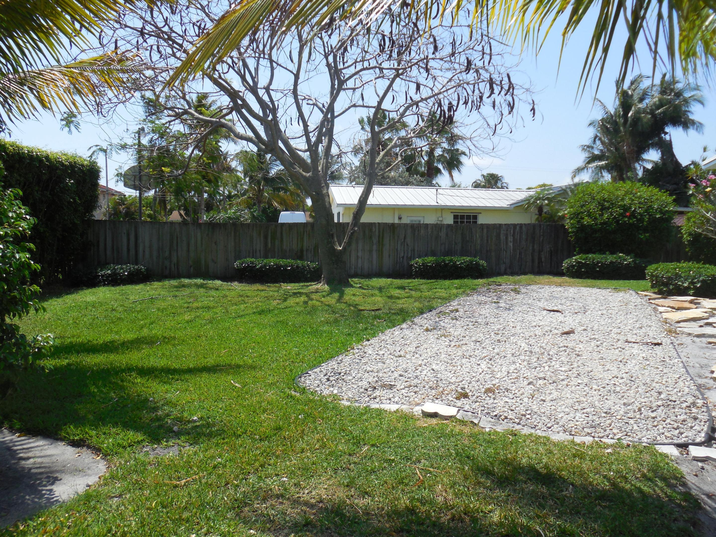 CARAMBOLA COURT - Residential Lease