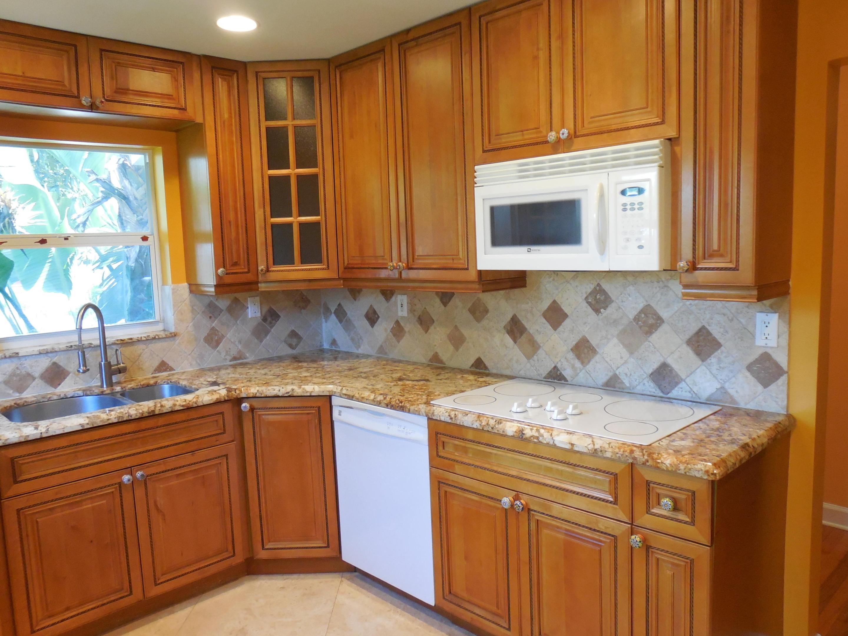 CARAMBOLA COURT - Residential Lease