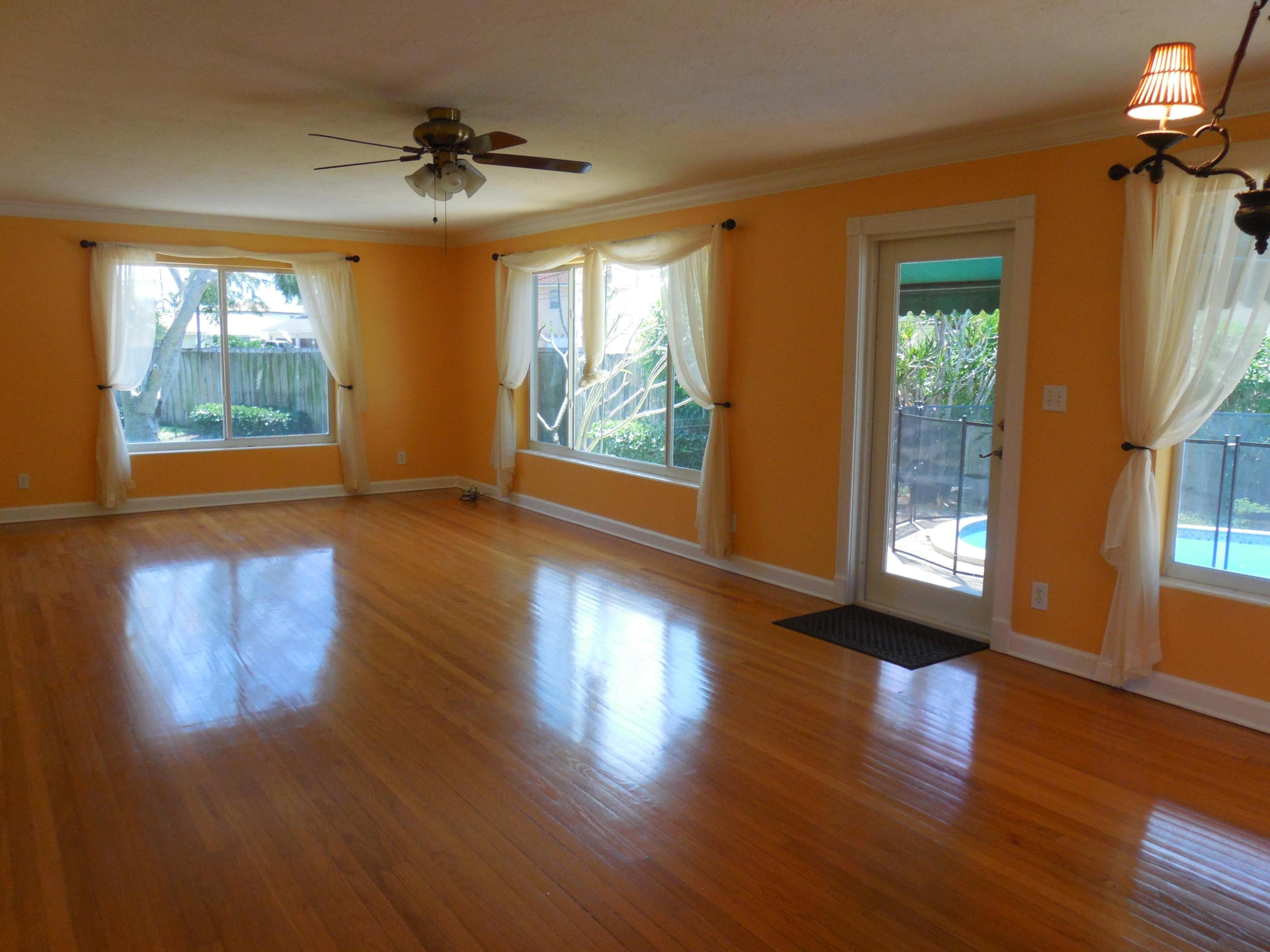 CARAMBOLA COURT - Residential Lease