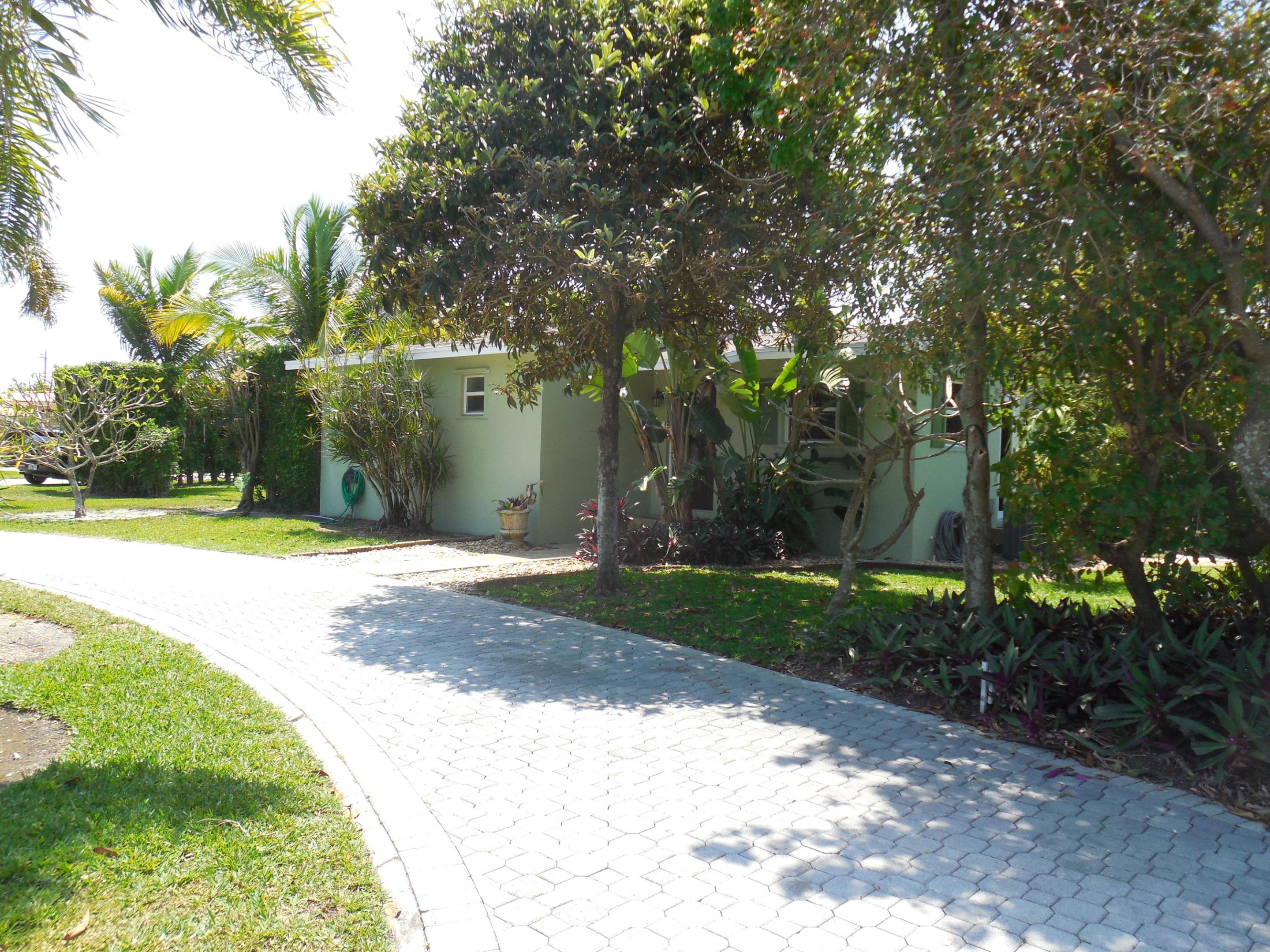 CARAMBOLA COURT - Residential Lease