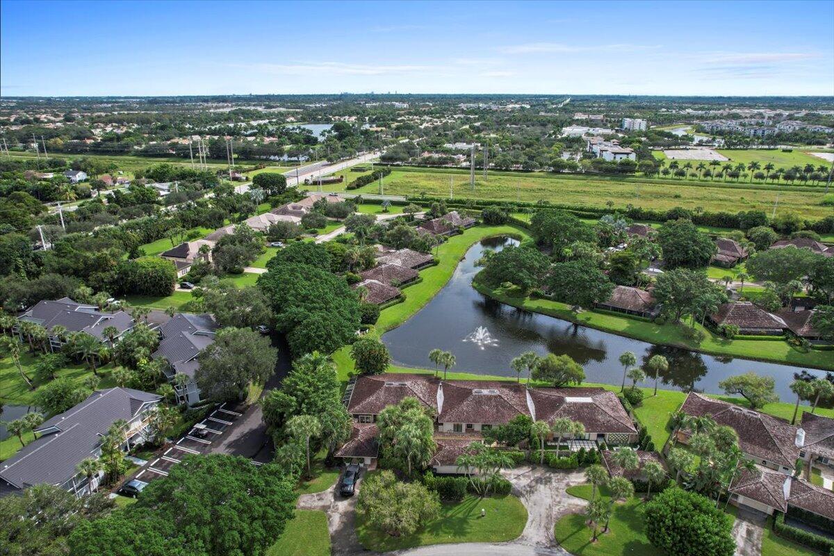 GOLF AND TENNIS VILLAGE P - Residential