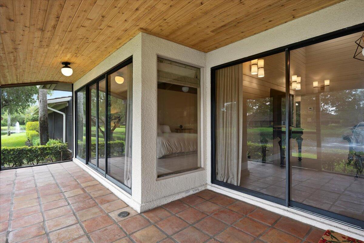 GOLF AND TENNIS VILLAGE P - Residential