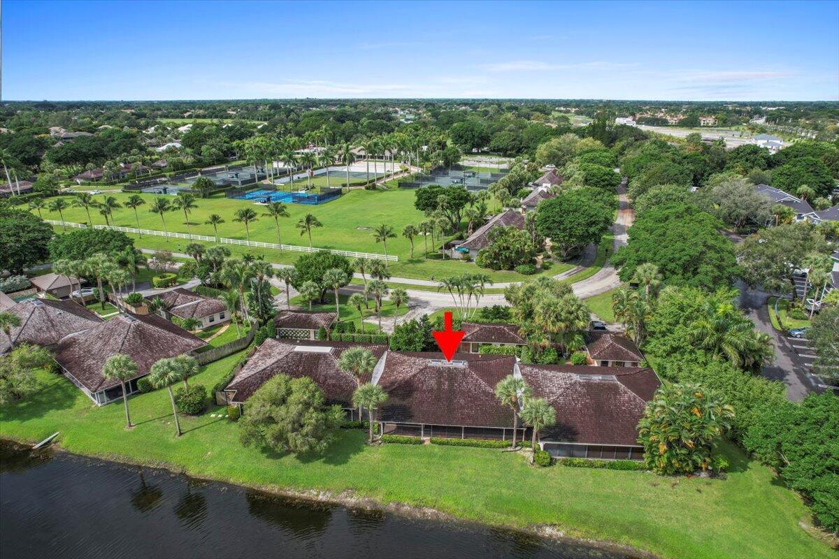 GOLF AND TENNIS VILLAGE P - Residential