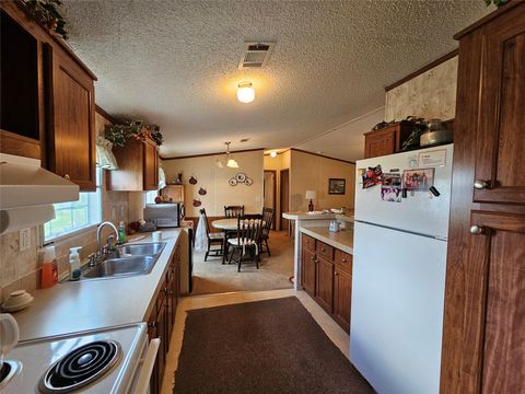 A home in Okeechobee