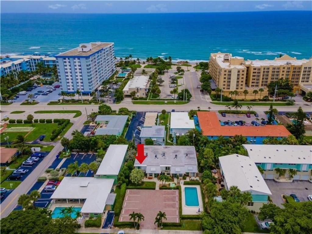 Photo of 842 SE 19th Avenue #105, Deerfield Beach, FL 33441 (MLS # F10455330)