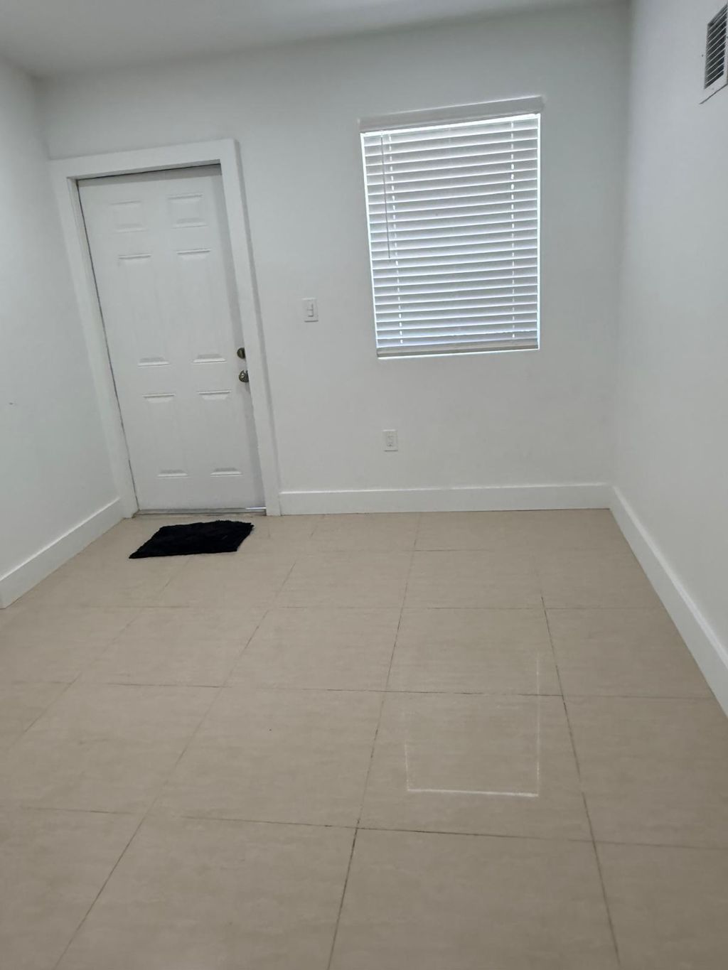 Photo of 1549 NE 48th Street, Pompano Beach, FL 33064 (MLS # B26012554)