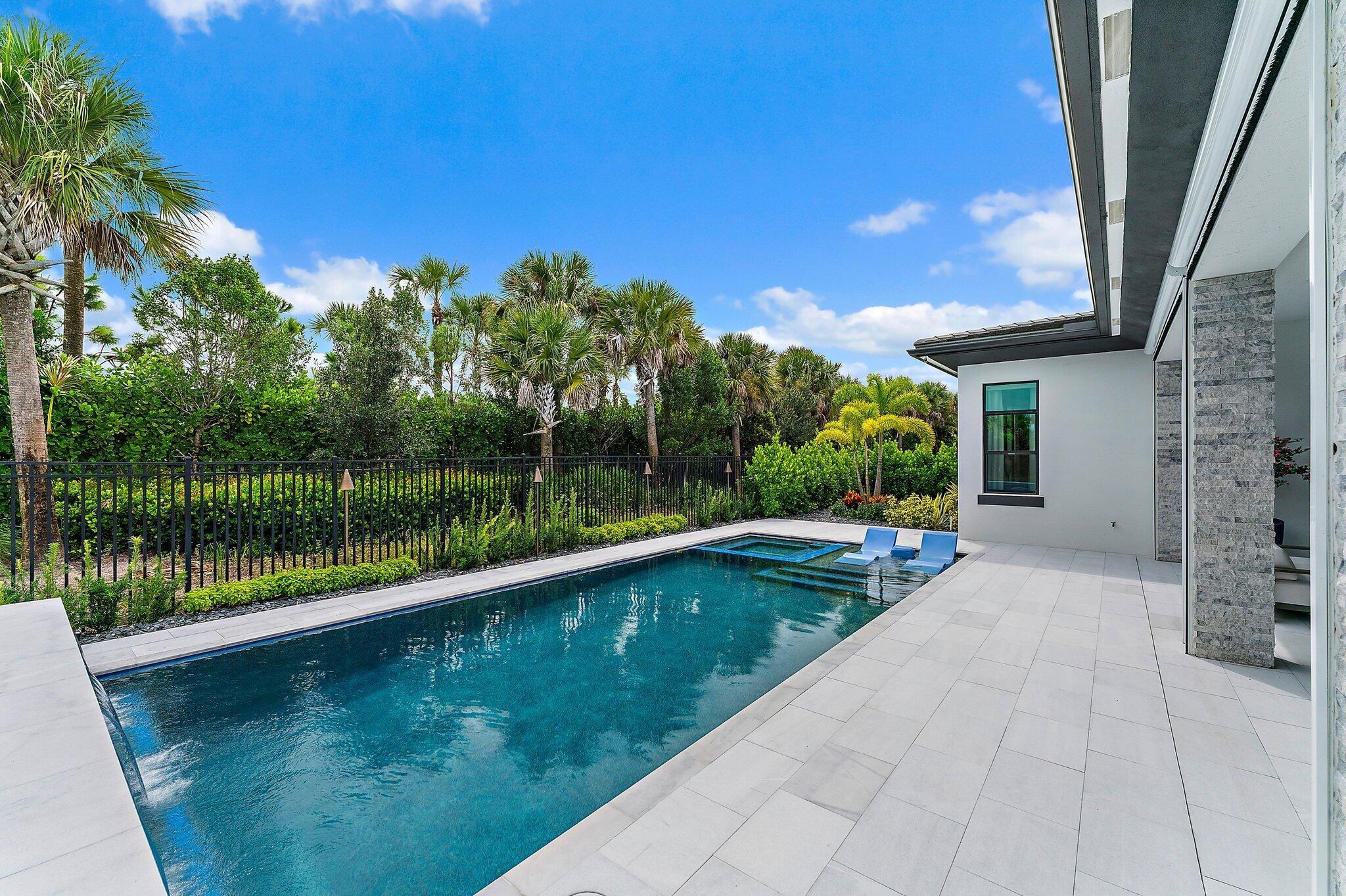 Coral Isles, Avenir - Residential