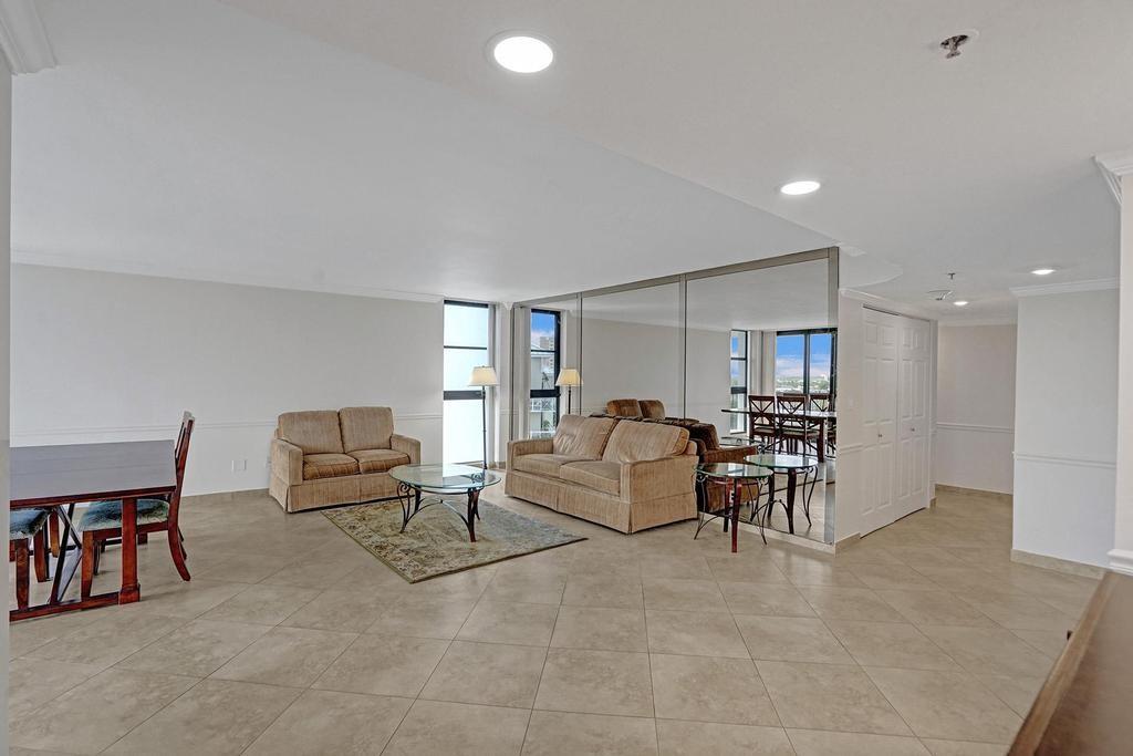 Renaissance III - Residential