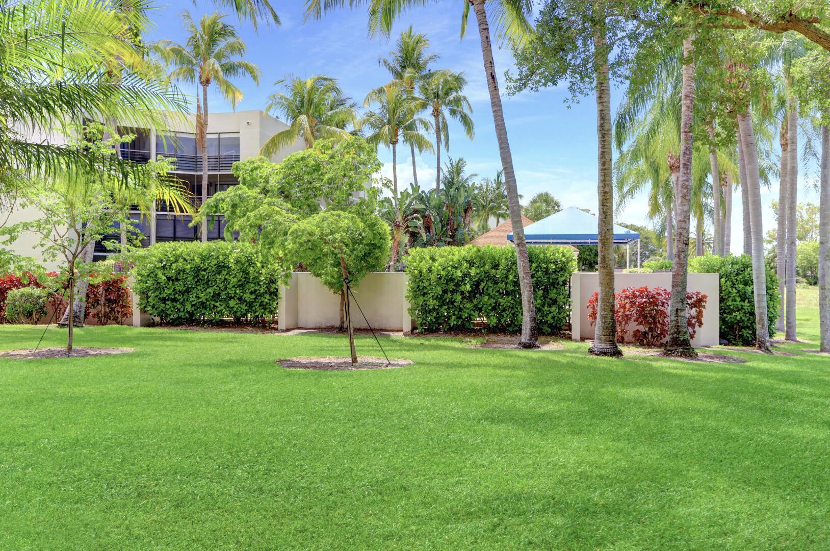 5800 Camino Del Sol Apt 103