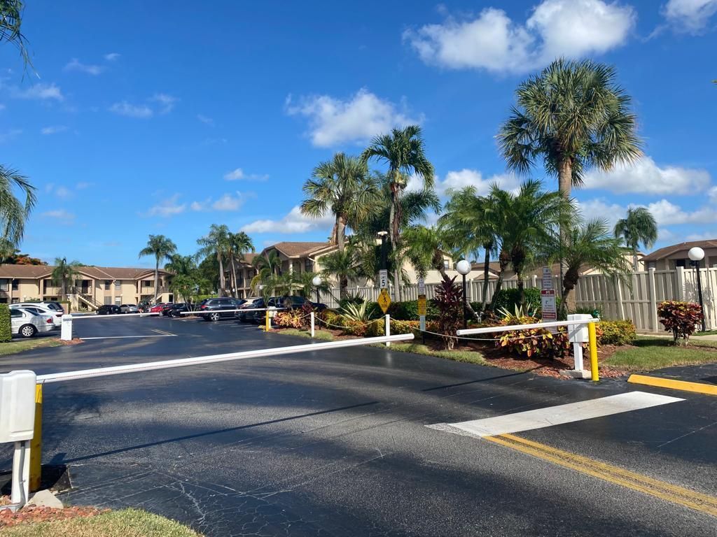 Photo of 9539 Boca Cove Circle #108, Boca Raton, FL 33428 (MLS # R10902571)