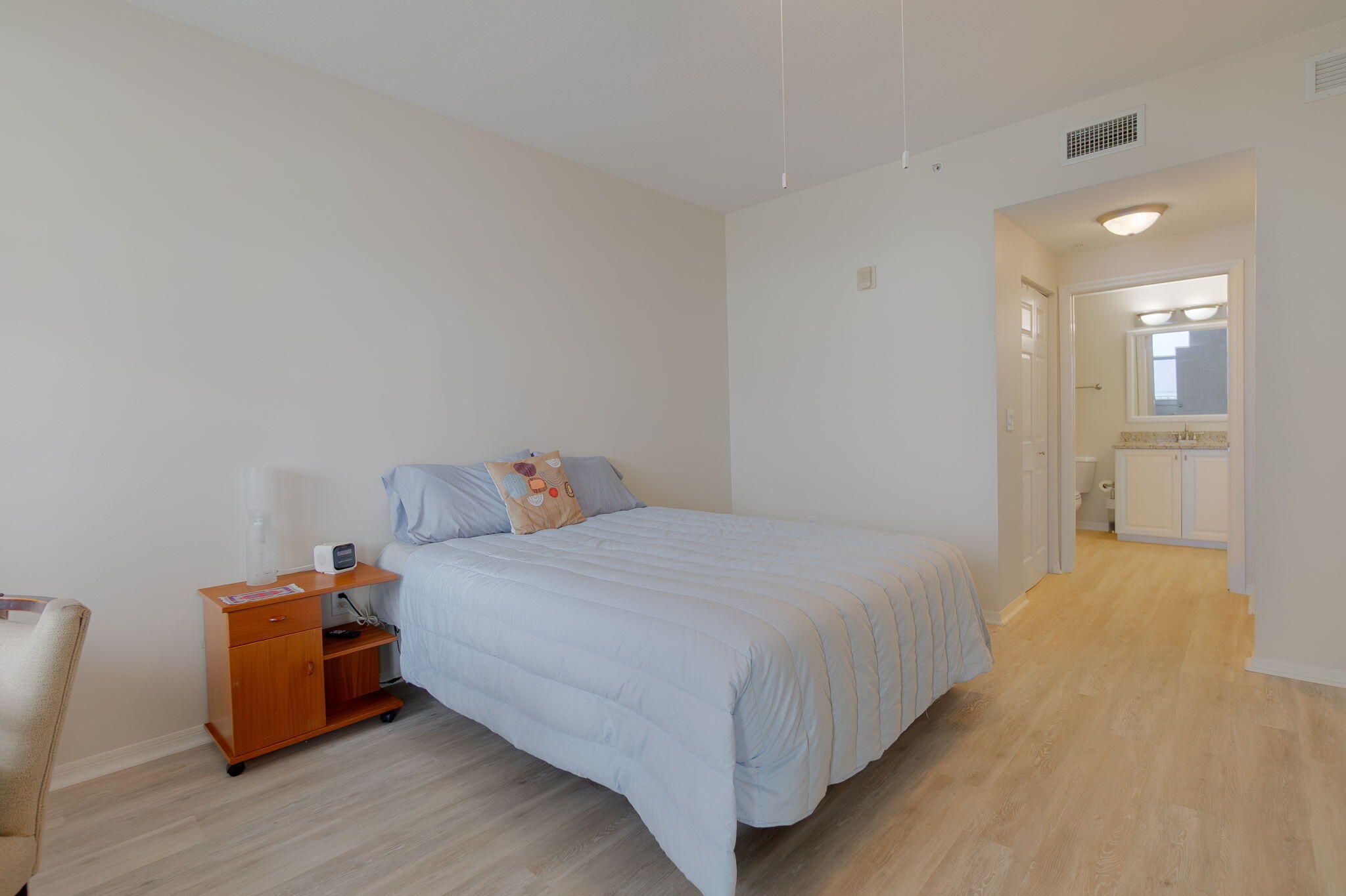 MOORINGS AT LANTANA CONDO - Residential