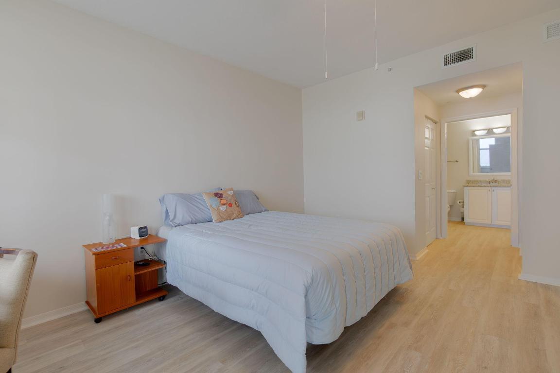 MOORINGS AT LANTANA CONDO 3 - Residential