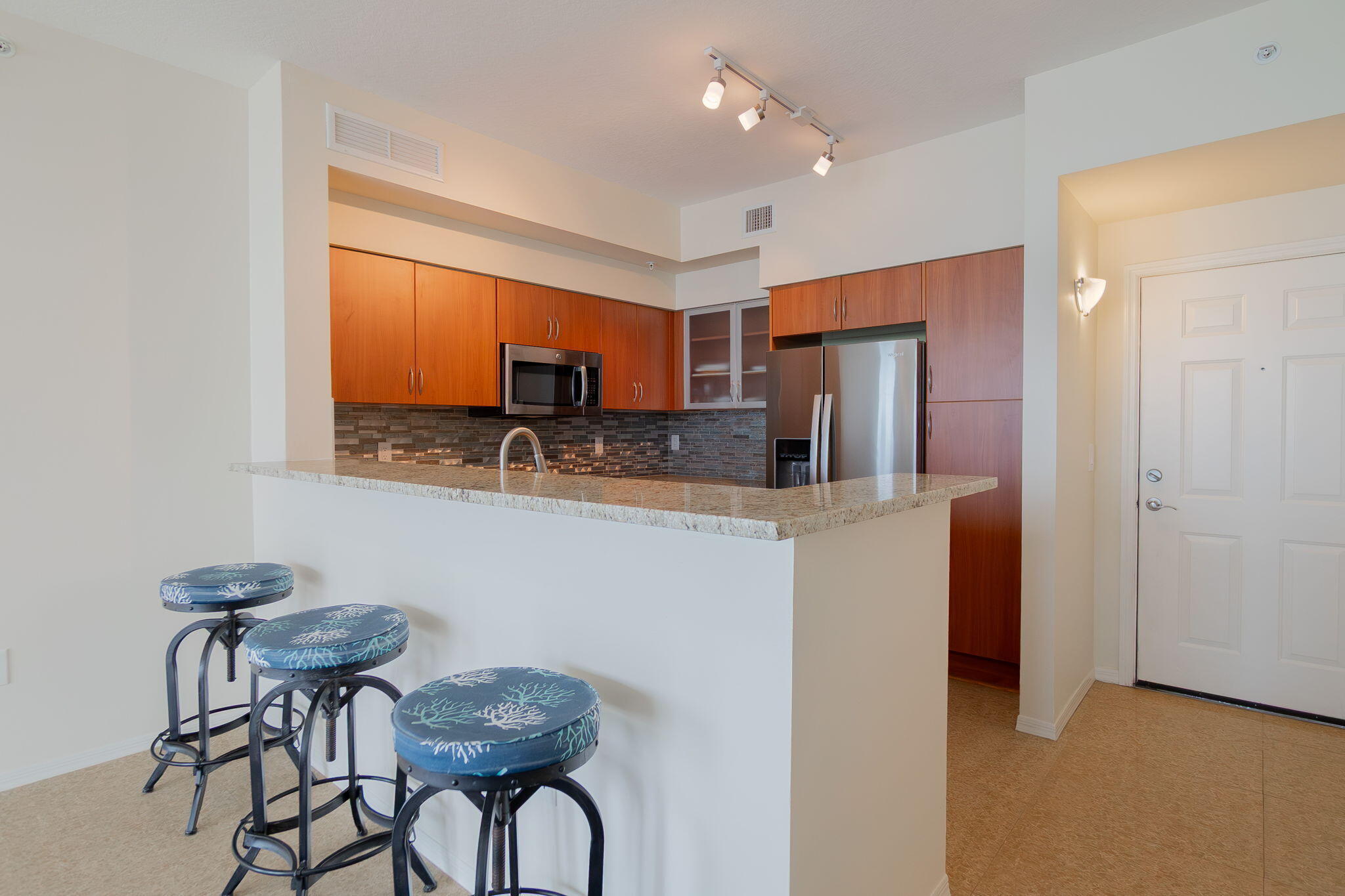 MOORINGS AT LANTANA CONDO - Residential