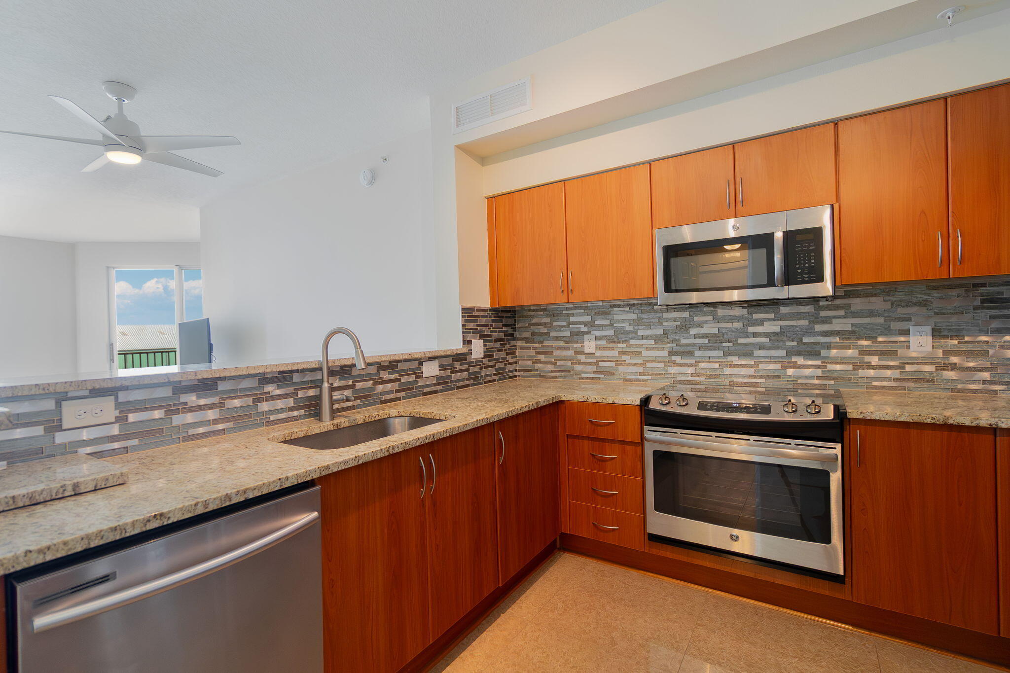 MOORINGS AT LANTANA CONDO - Residential