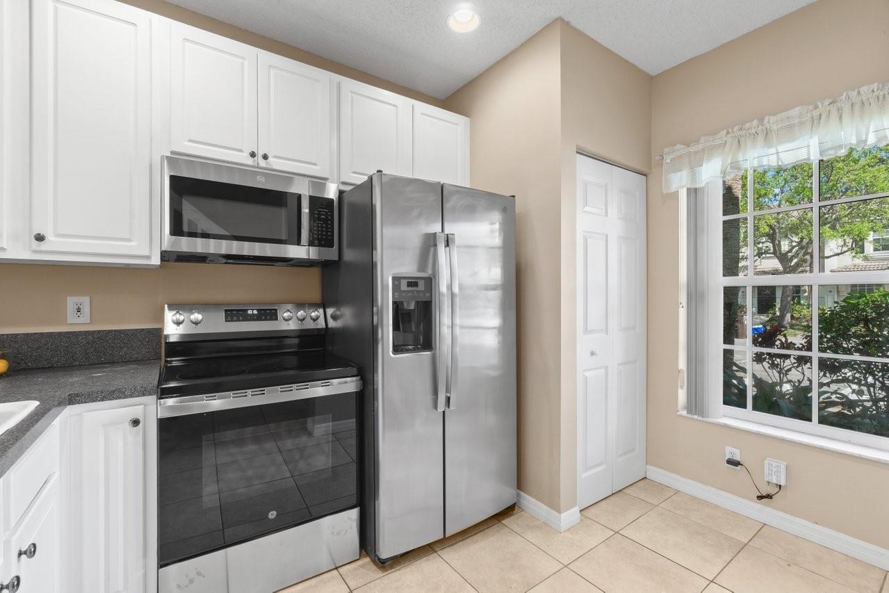 5109 Palmbrooke Cir