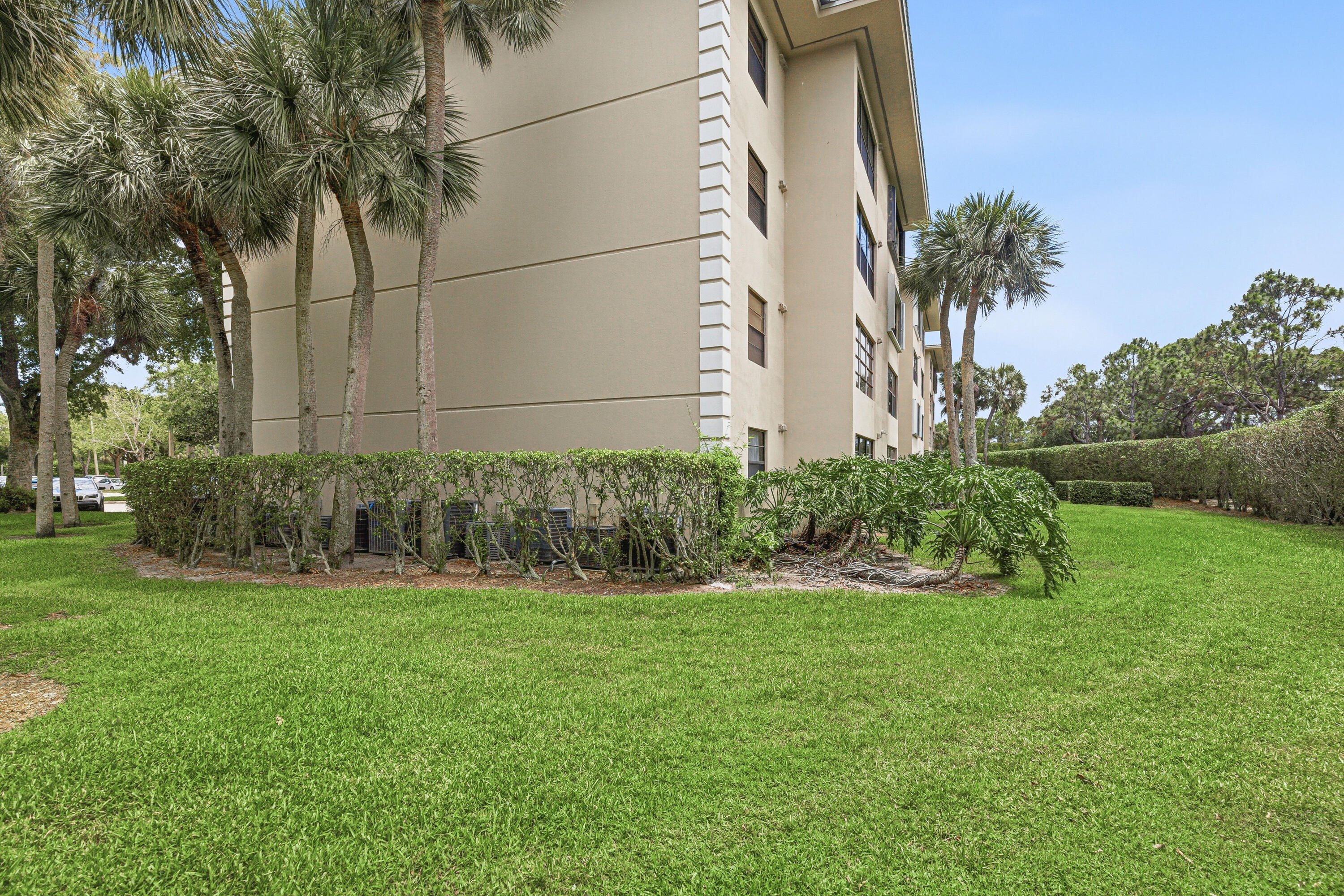 WHITEHALL VILLAGE - Residential