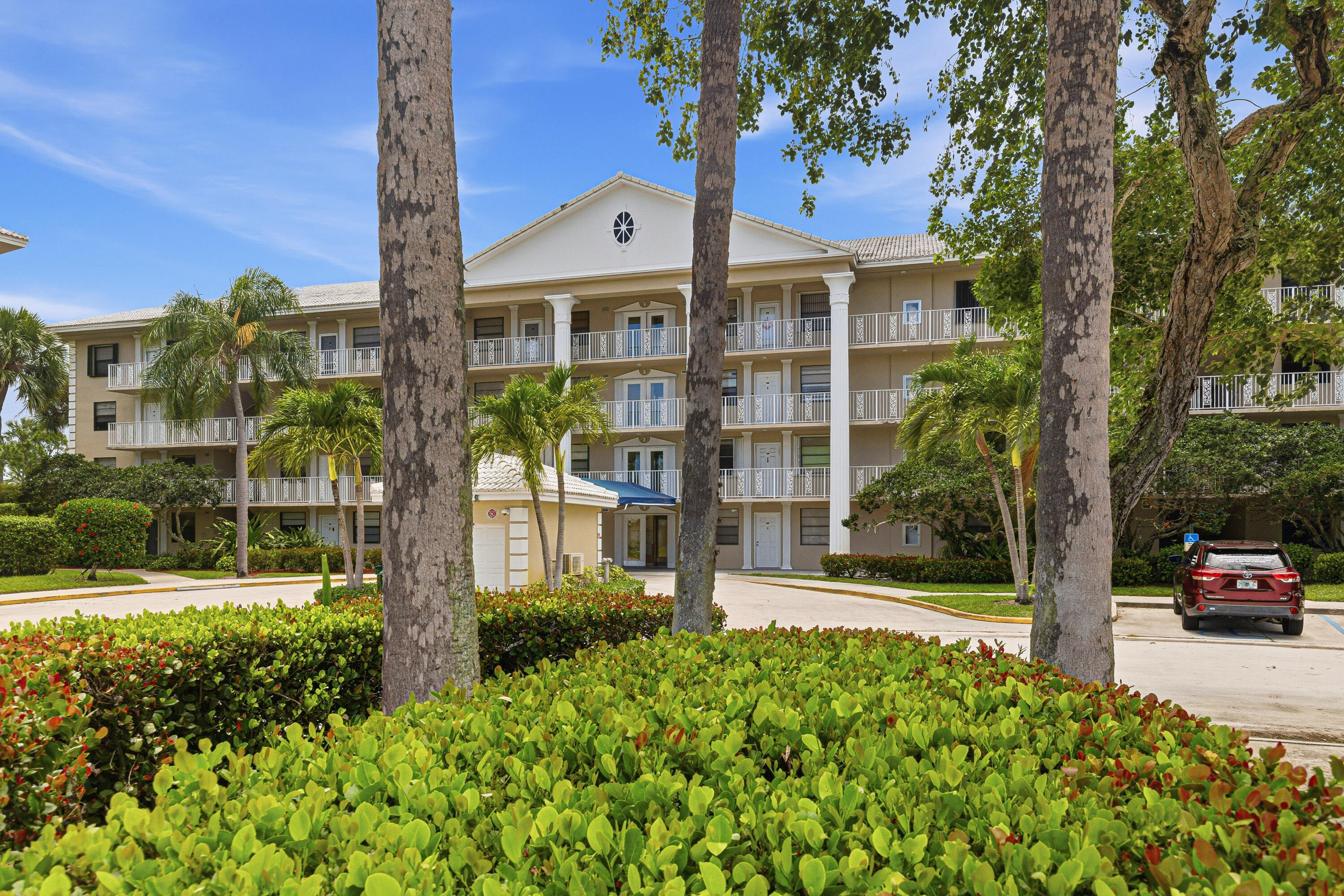 WHITEHALL VILLAGE - Residential