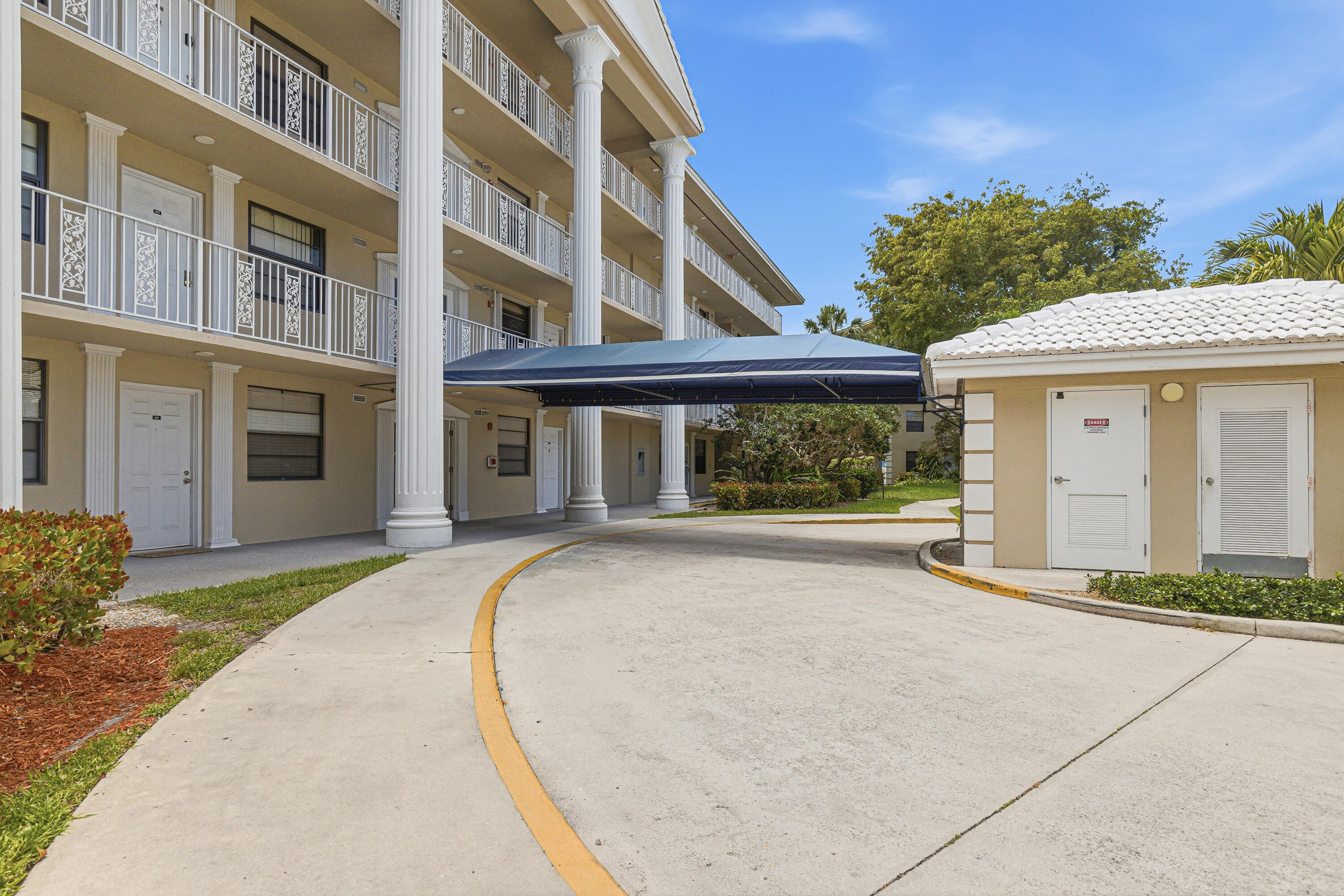 WHITEHALL VILLAGE - Residential