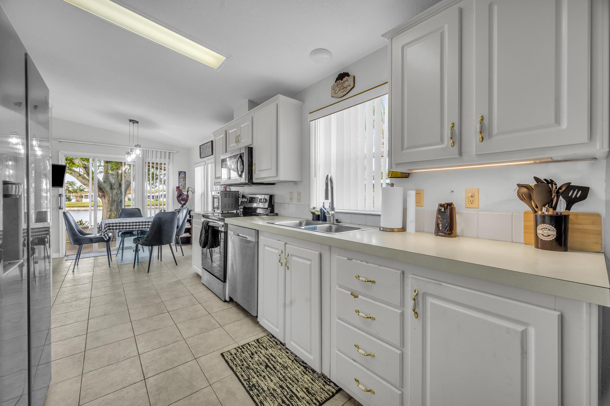 THE PRESERVE AT SAVANNA CLUB - Residential