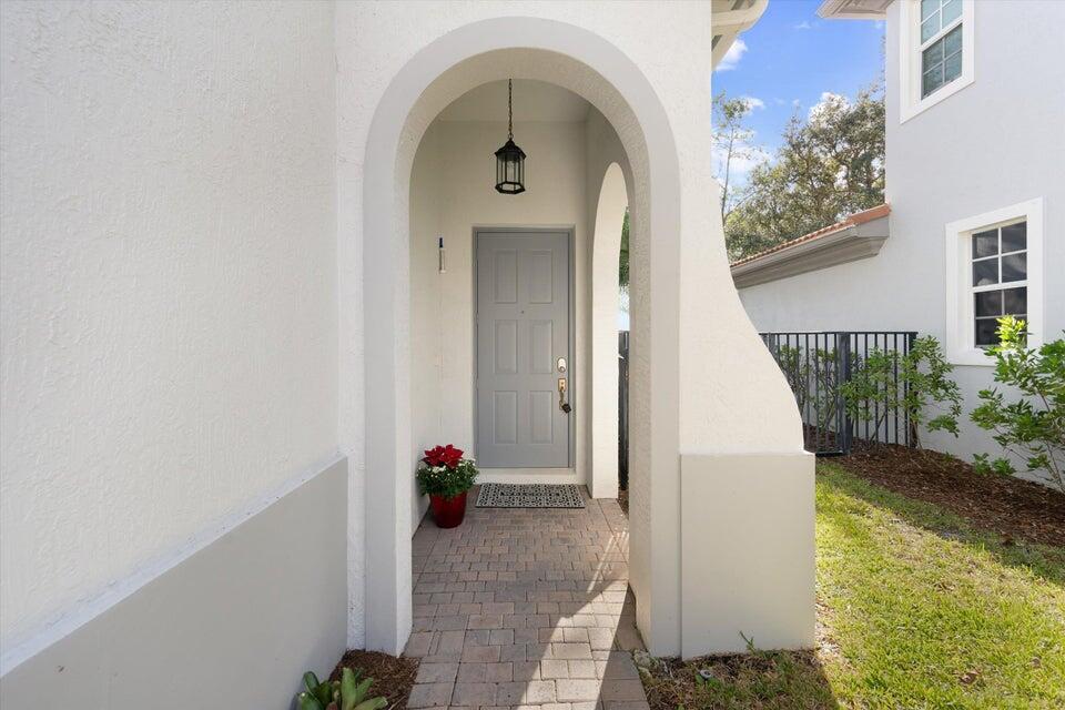 546 Tomahawk Court