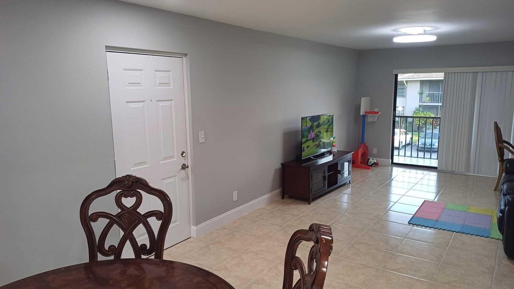 Photo of 9905 Pineapple Tree Drive #211, Boynton Beach, FL 33436 (MLS # R11083749)