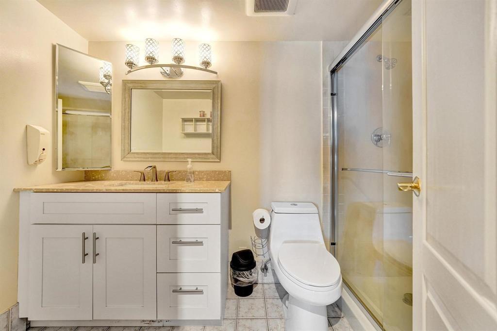 LAKE POINT TOWER CONDOMIN - Residential Lease