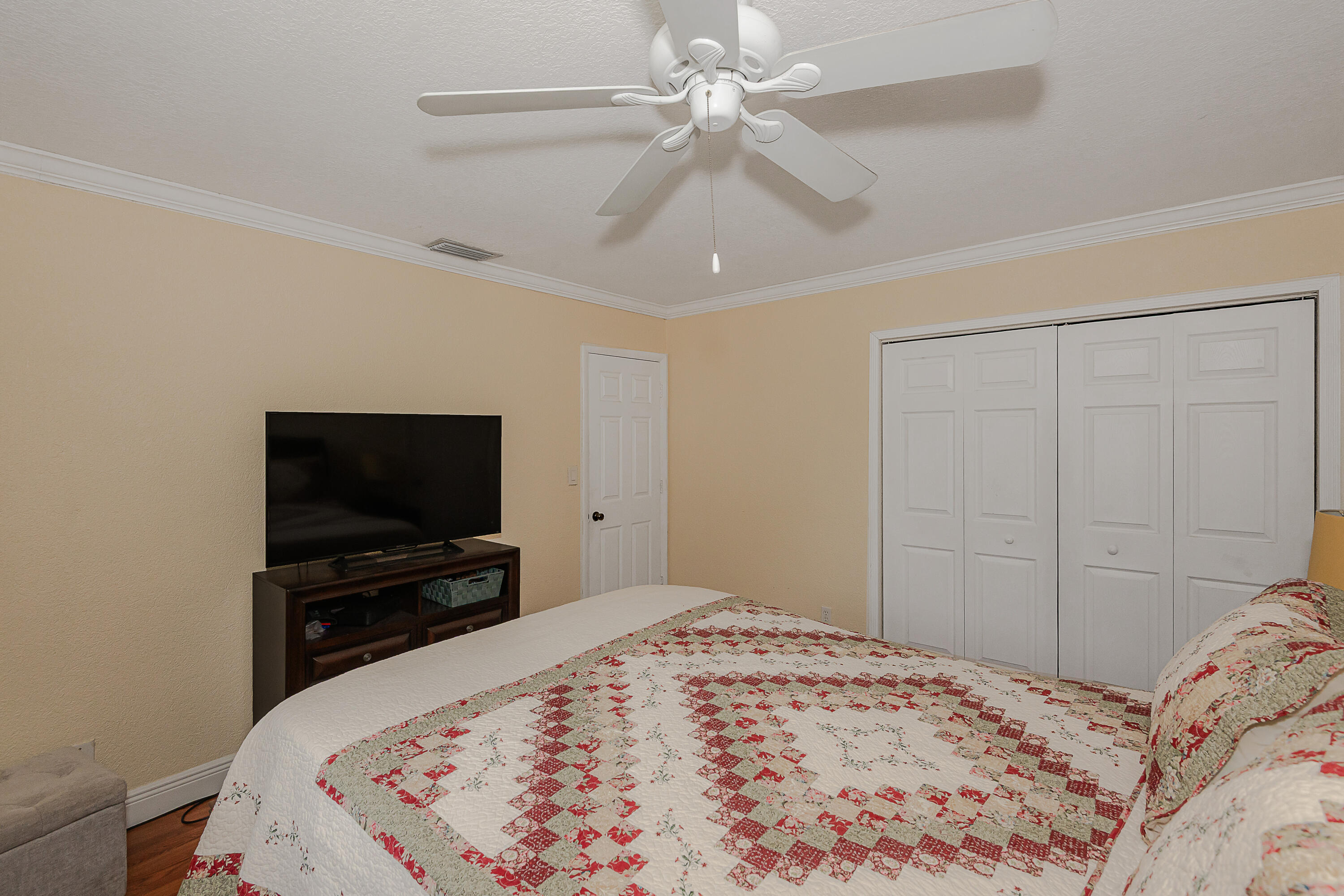 ORIOLE ESTATES SEC 5 - Residential