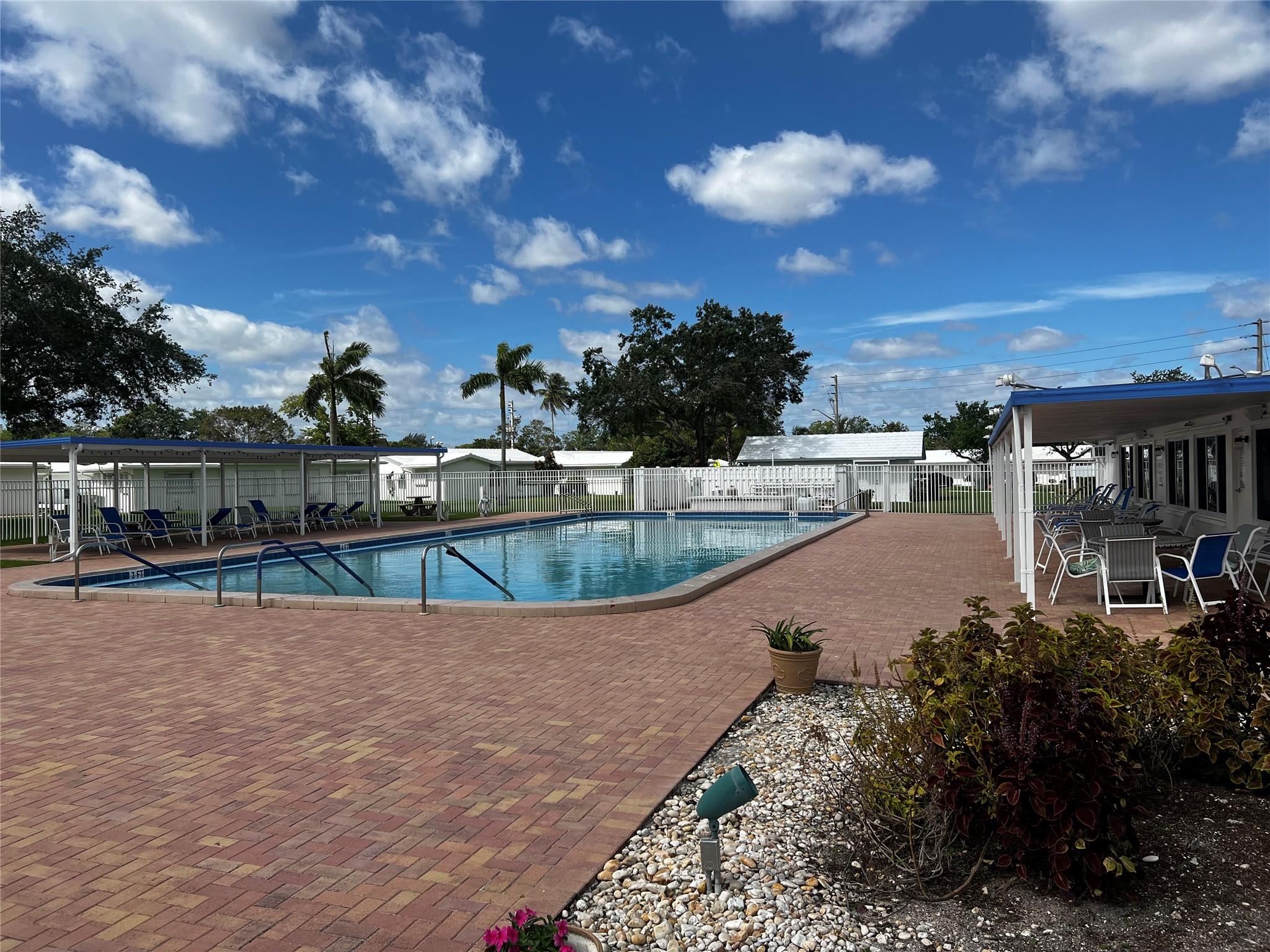 Mainlands Of Tamarac Lake - Residential