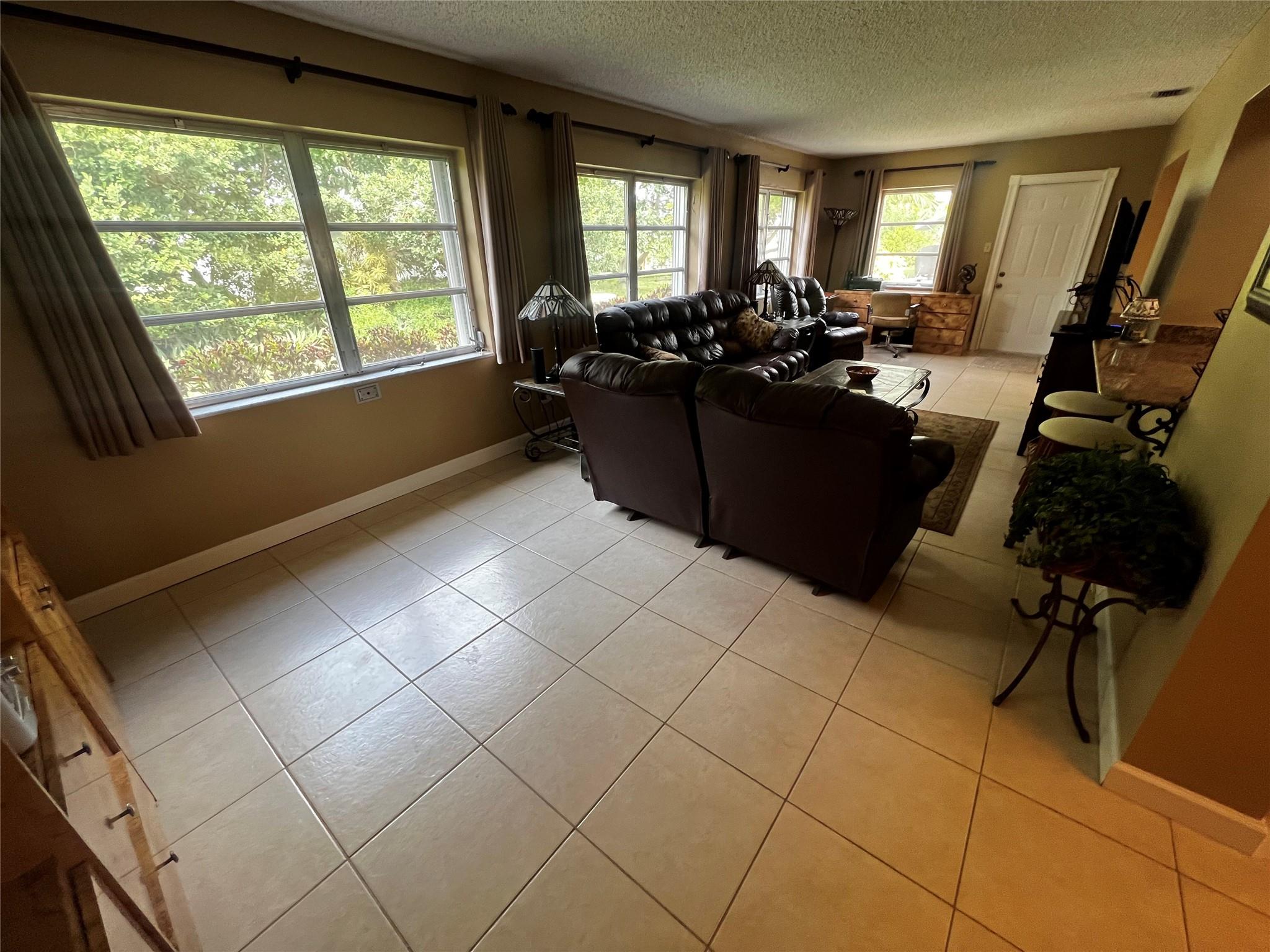Mainlands Of Tamarac Lake - Residential