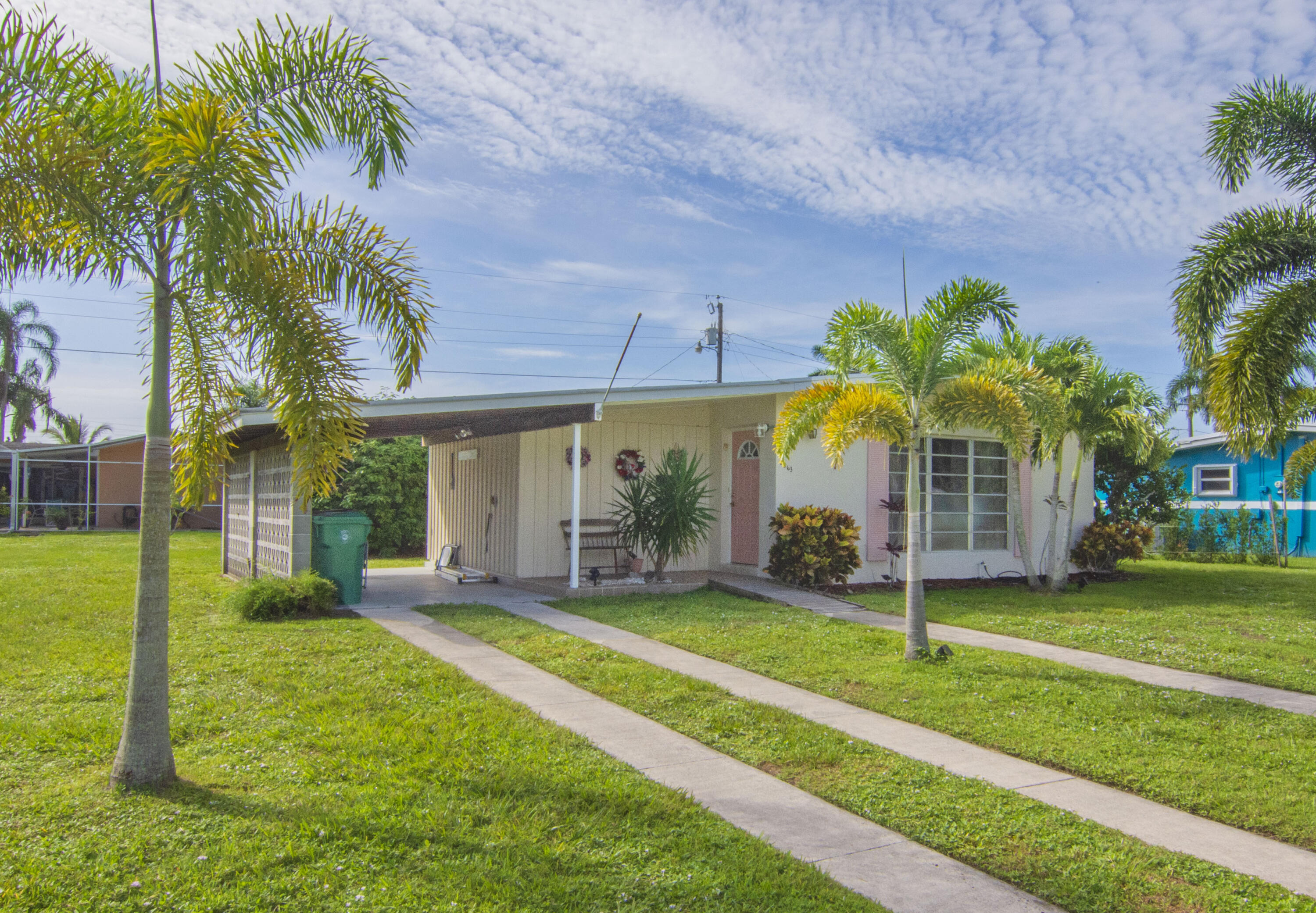 2863 SE Merritt Terrace