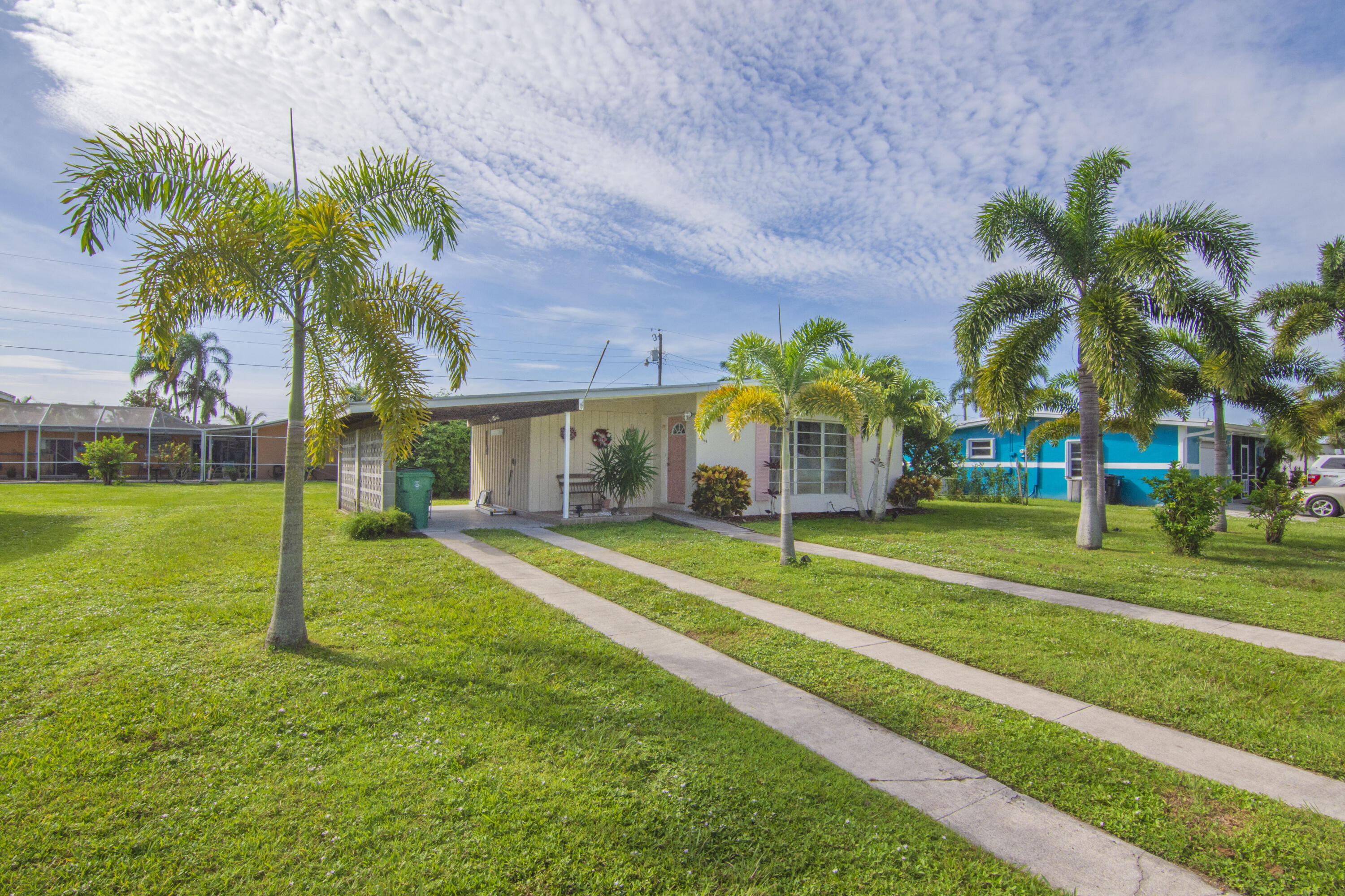 2863 SE Merritt Terrace