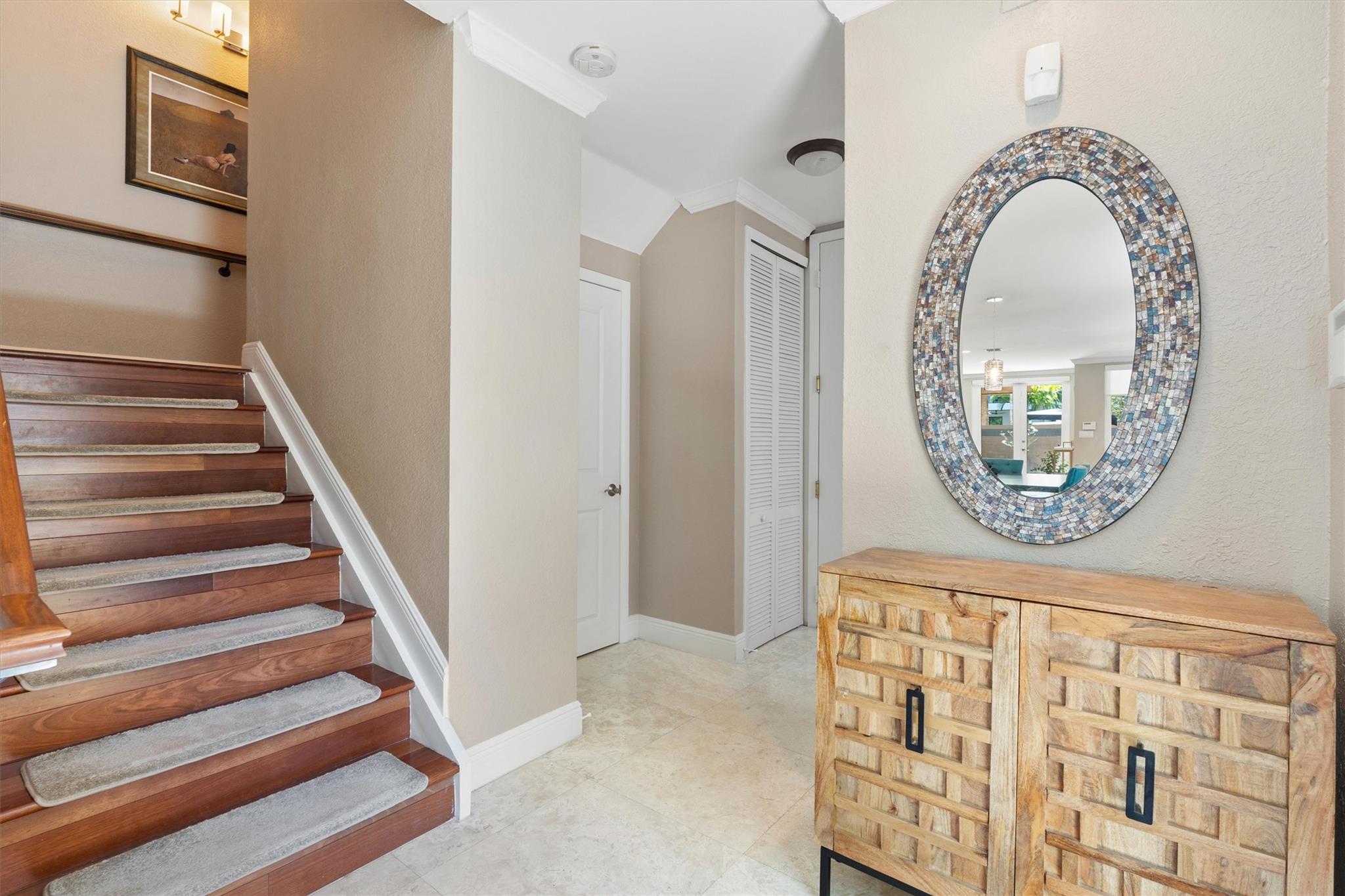 Canary Palm - Residential