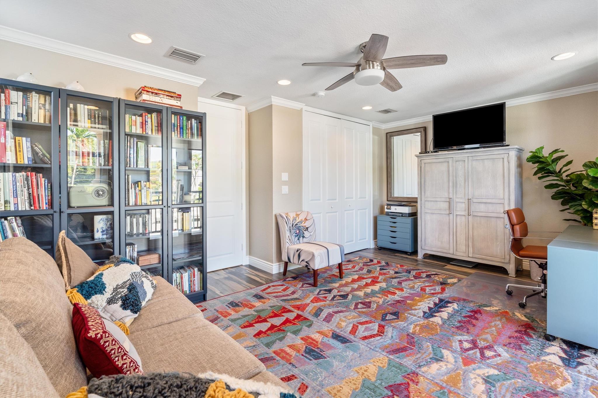 Canary Palm - Residential