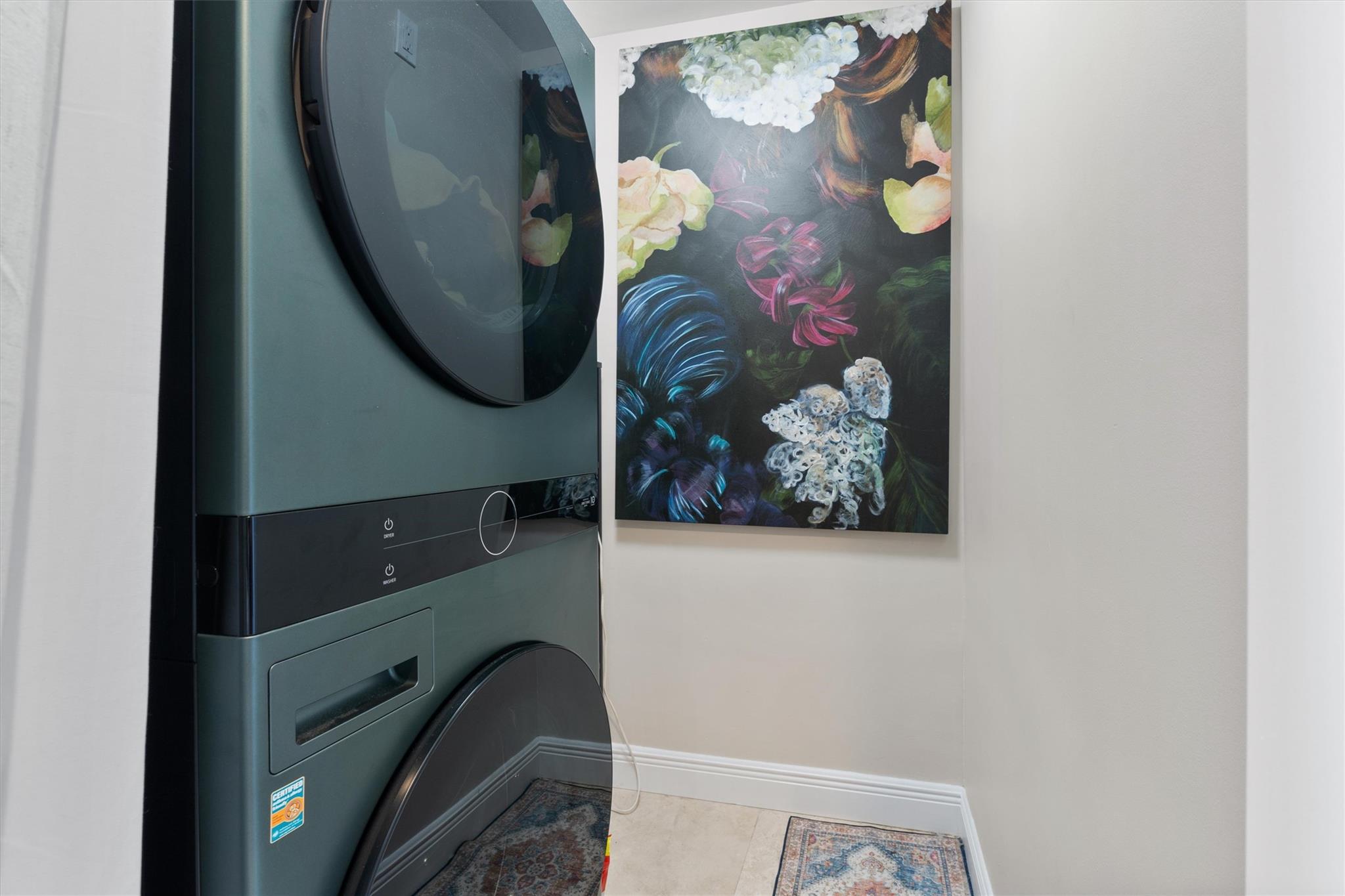 Canary Palm - Residential