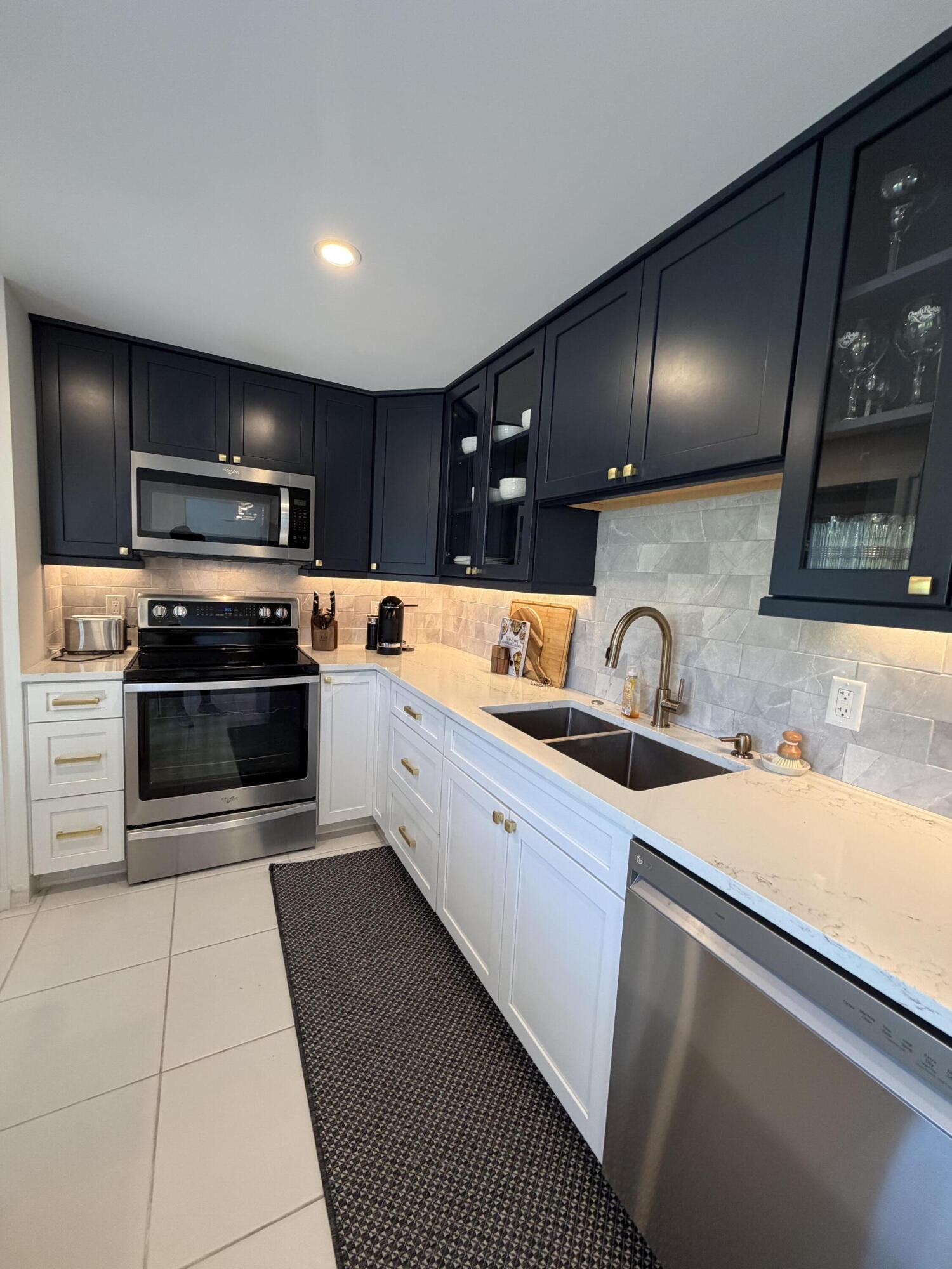 QUAIL RIDGE CONDO 8 - Residential Lease