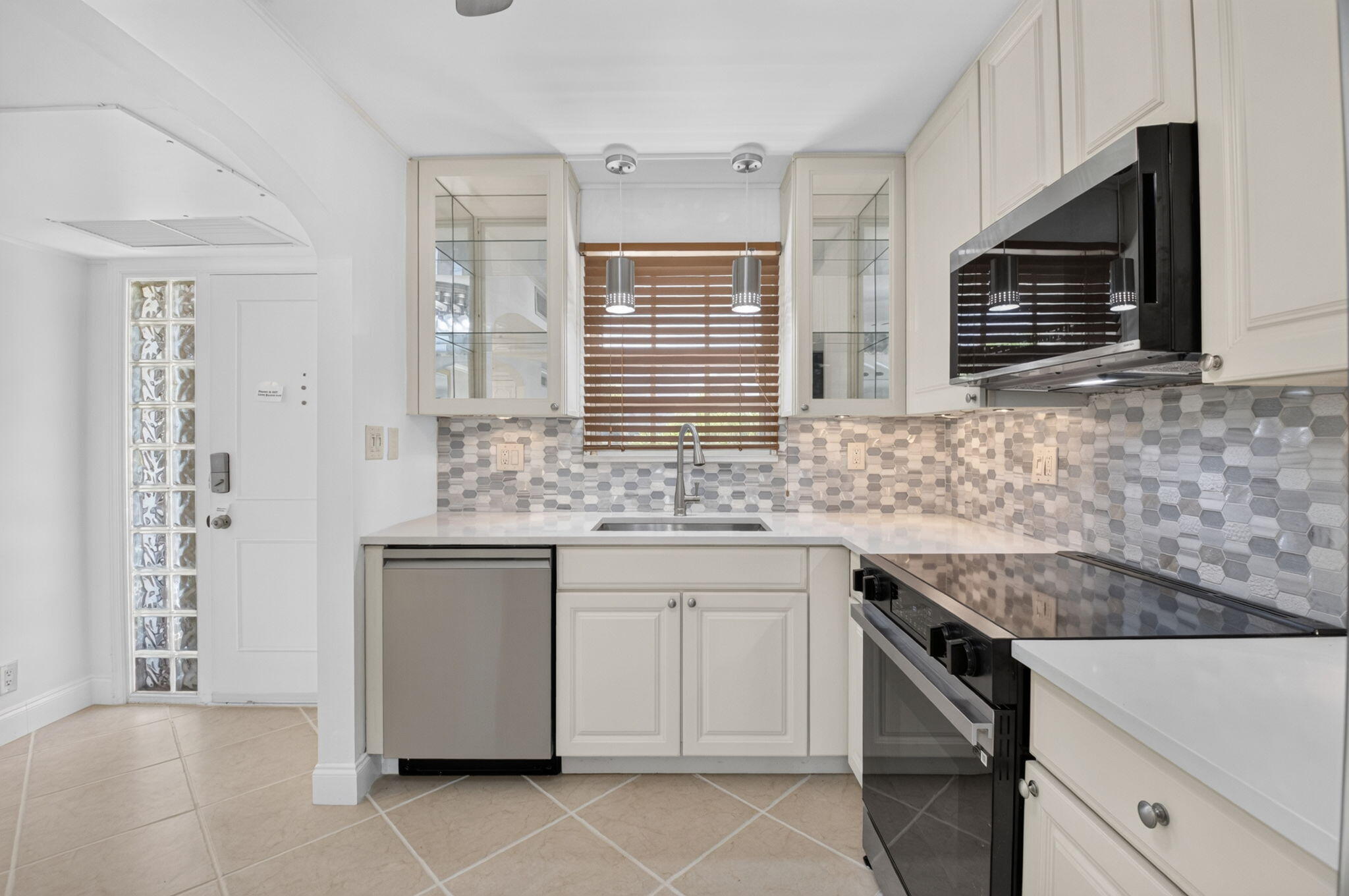 769 Jeffery Street 2-203