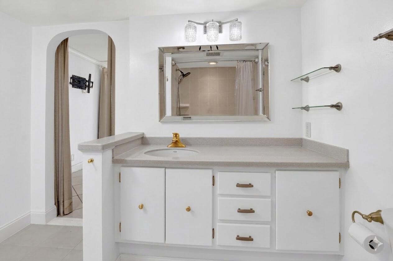 FRENCH VILLAGE CONDO - Residential