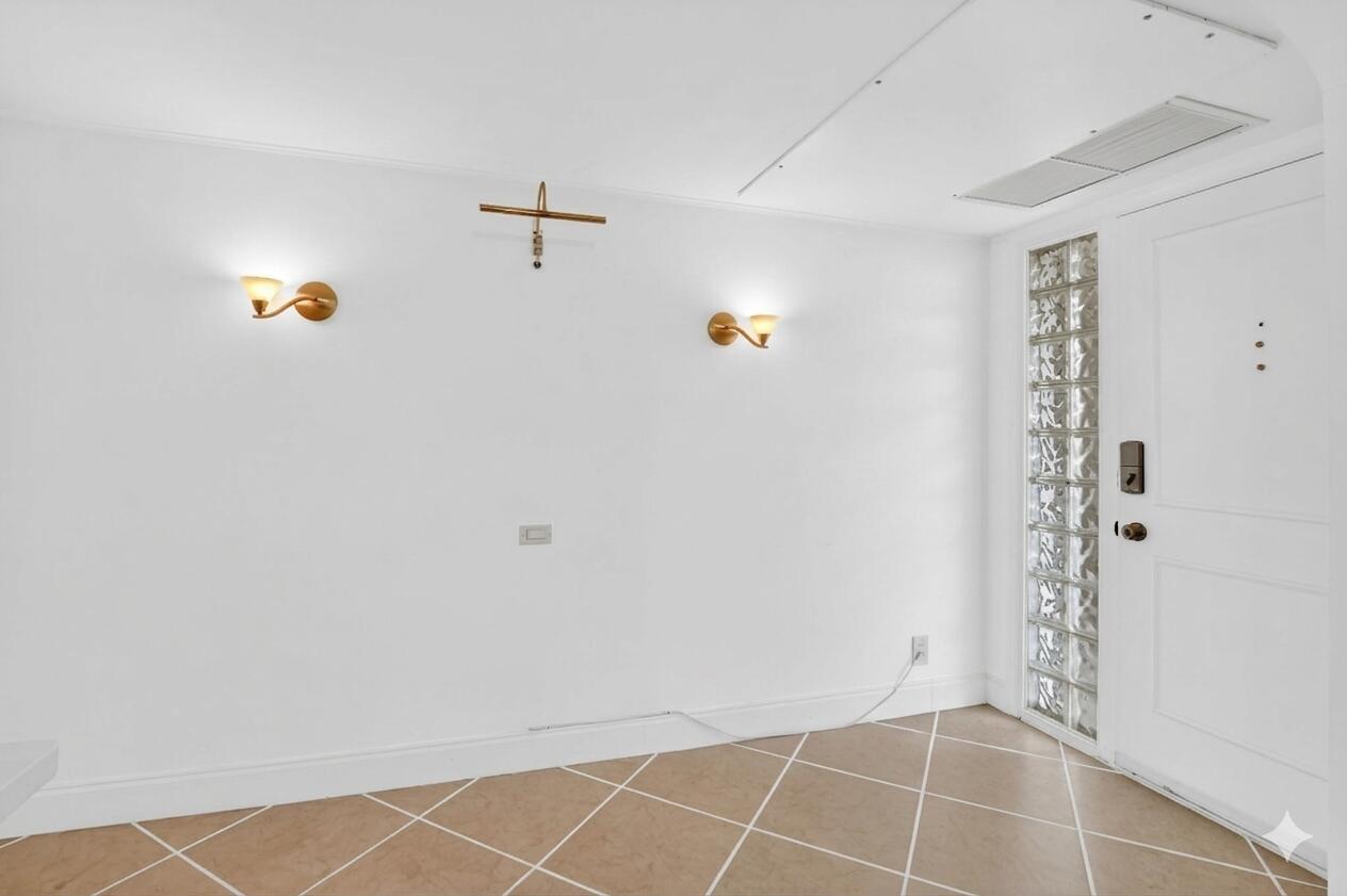 FRENCH VILLAGE CONDO - Residential