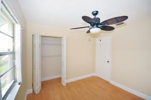 SOUTH SHORE 2 OF WELLINGT - Residential