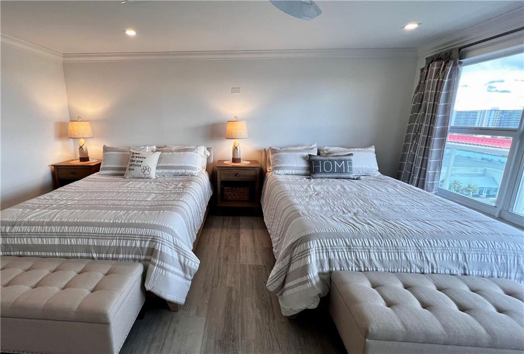 PLAYA DEL MAR - Residential