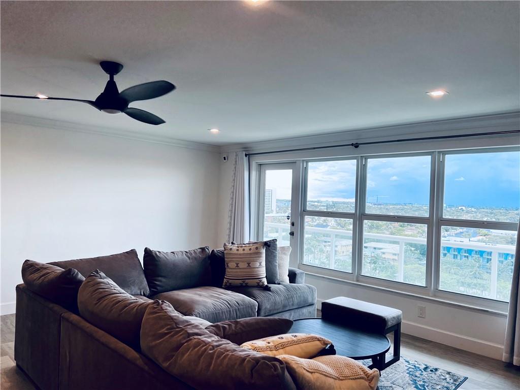 PLAYA DEL MAR - Residential