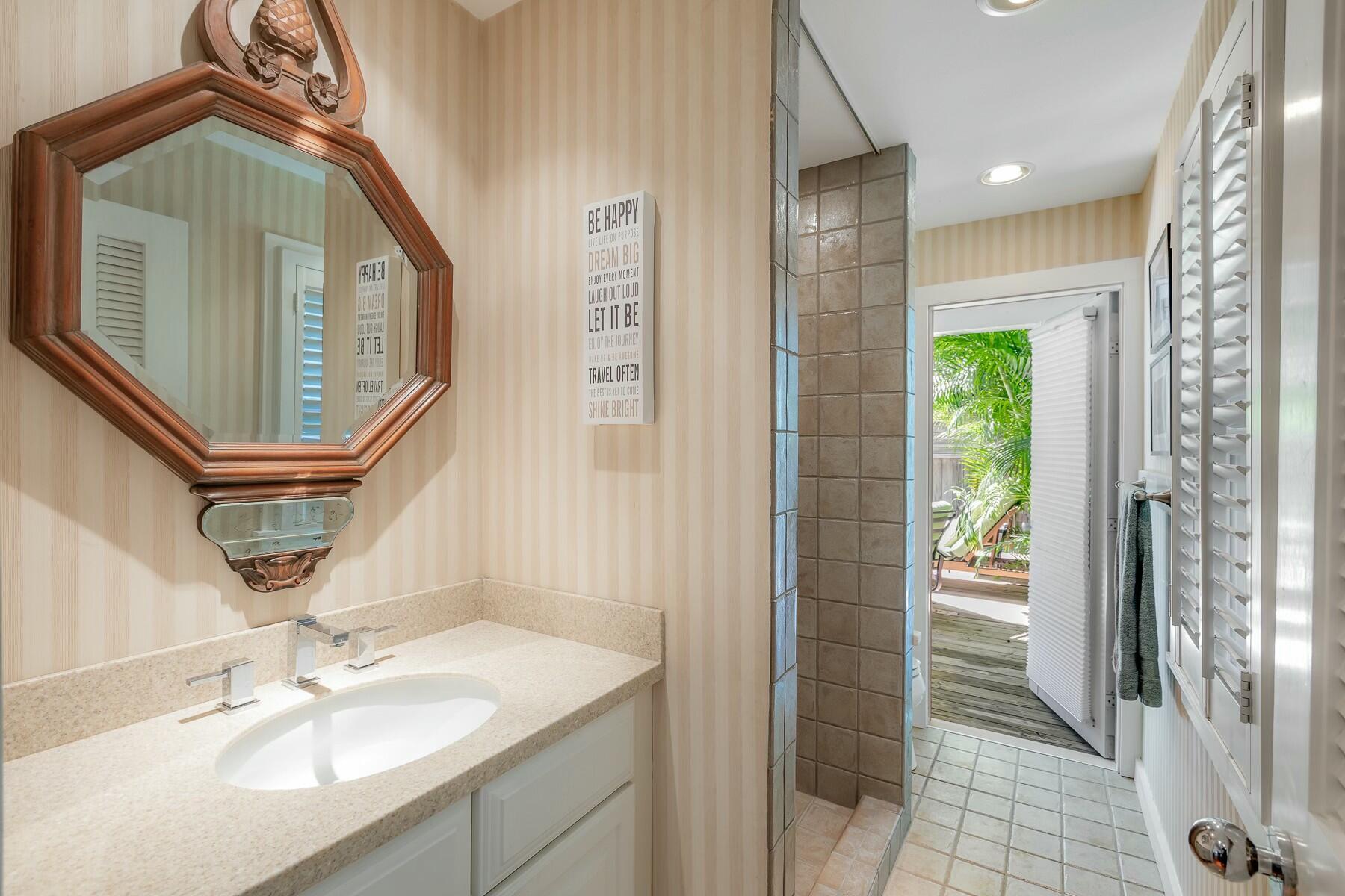 Old Town- Unrecord (1.0) - Residential