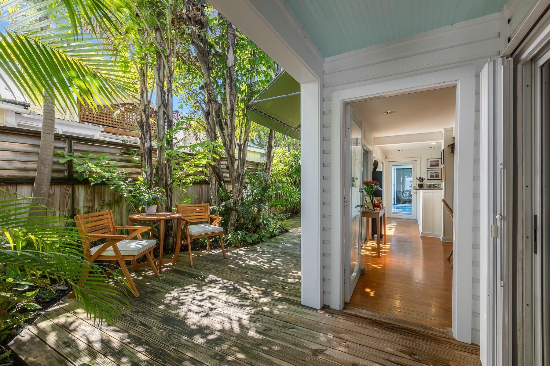 Old Town- Unrecord (1.0) - Residential