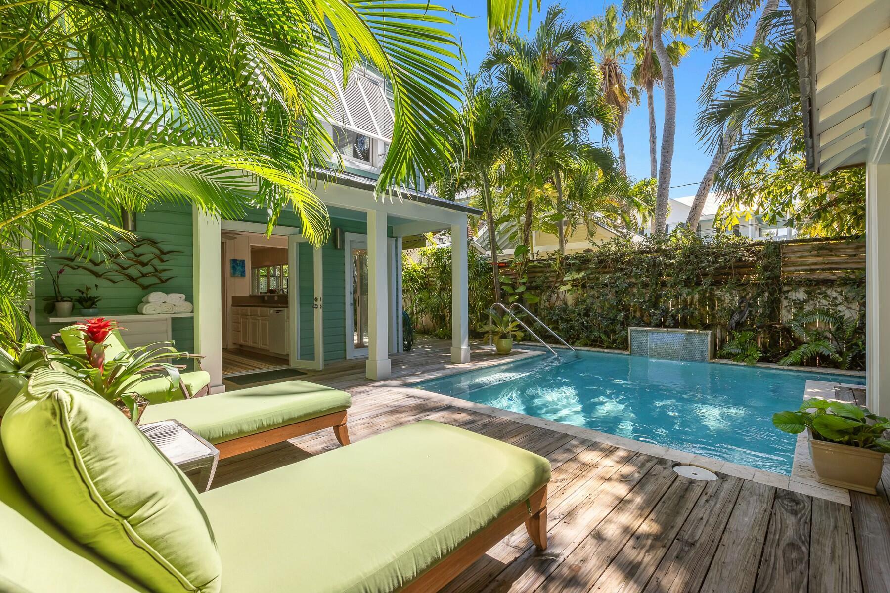 Old Town- Unrecord (1.0) - Residential