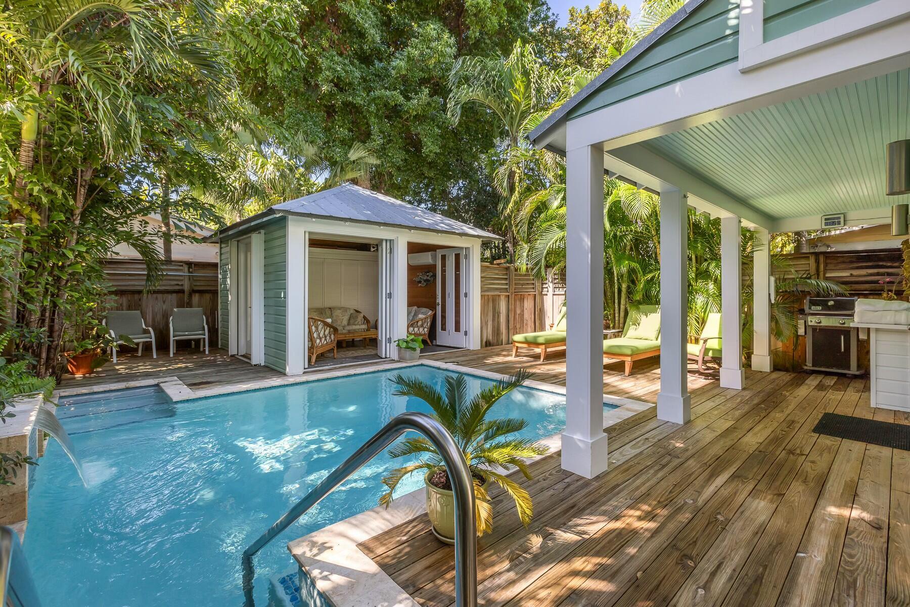 Old Town- Unrecord (1.0) - Residential